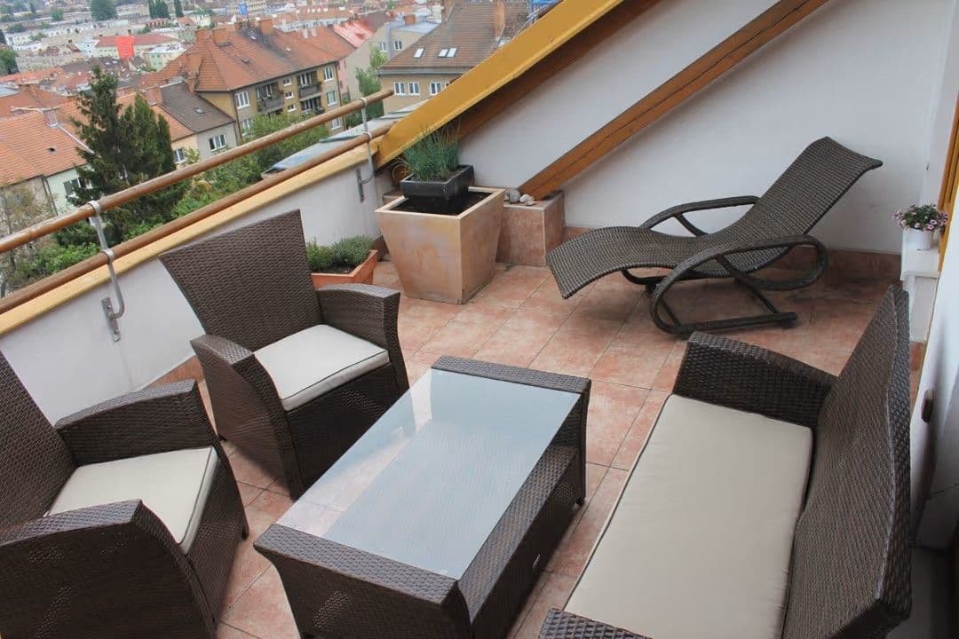 2 bedroom with open-plan kitchen flat for sale, 129 m², Merhautova, Brno, Jihomoravský Region 2 bedroom with open-plan kitchen flat for sale, 129 m², Merhautova, Brno, Jihomoravský Region