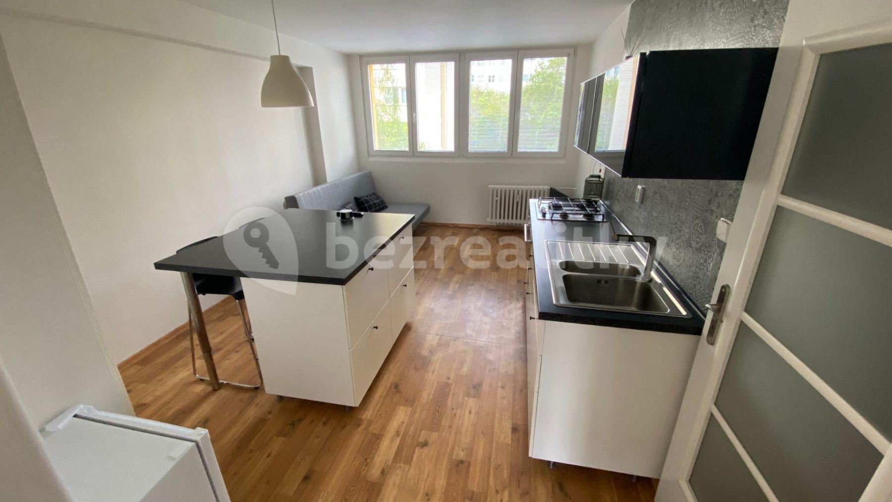 2 bedroom with open-plan kitchen flat to rent, 51 m², Puškinská, Kutná Hora, Středočeský Region