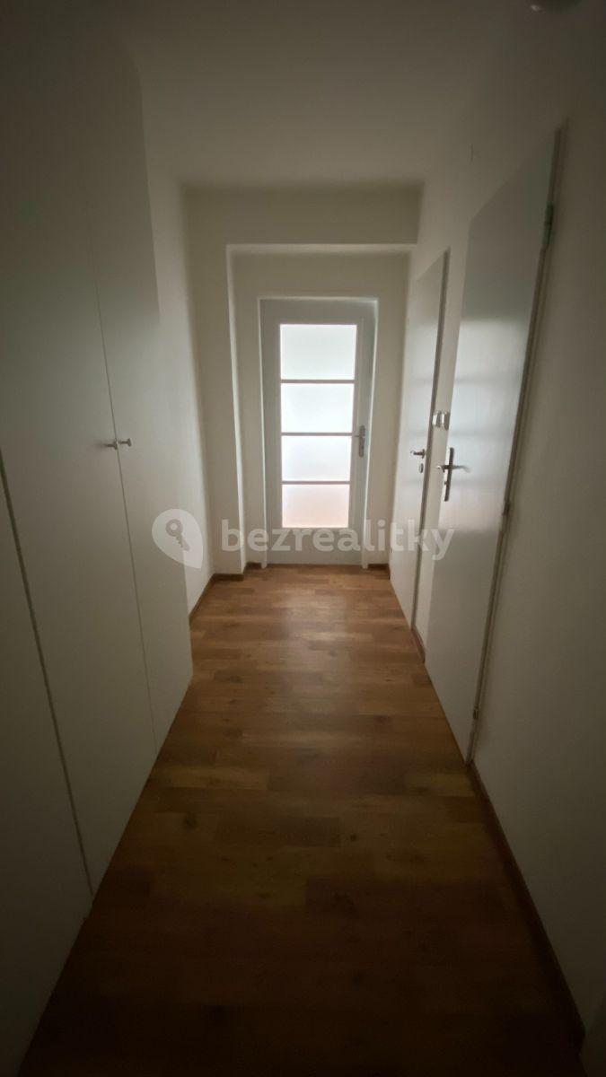 2 bedroom with open-plan kitchen flat to rent, 51 m², Puškinská, Kutná Hora, Středočeský Region