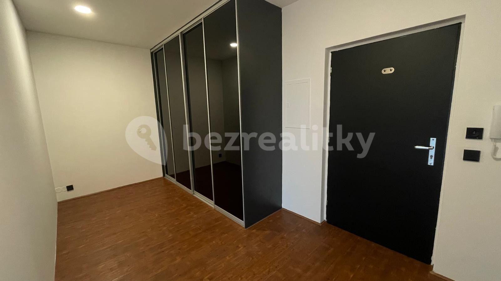1 bedroom with open-plan kitchen flat to rent, 58 m², Do Polí, Kutná Hora, Středočeský Region