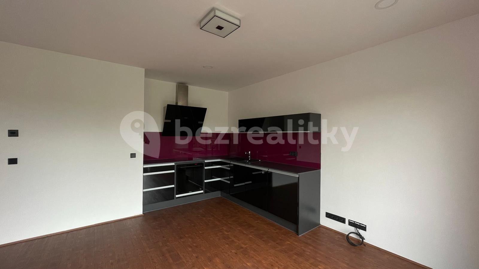 1 bedroom with open-plan kitchen flat to rent, 58 m², Do Polí, Kutná Hora, Středočeský Region