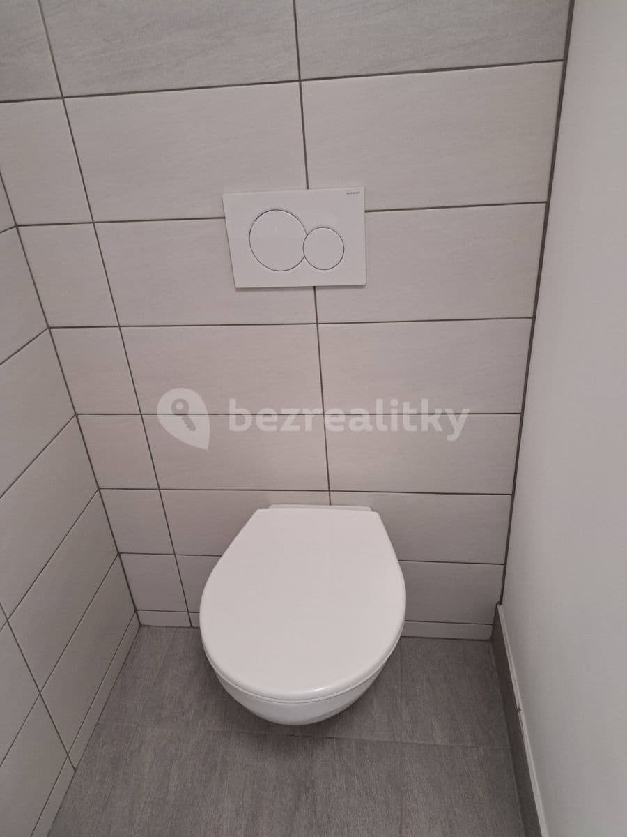 2 bedroom with open-plan kitchen flat to rent, 55 m², Bratrská, Bystřice nad Pernštejnem, Vysočina Region 2 bedroom with open-plan kitchen flat to rent, 55 m², Bratrská, Bystřice nad Pernštejnem, Vysočina Region