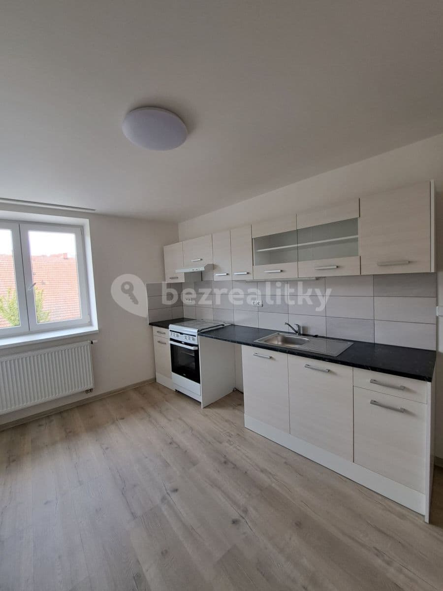 2 bedroom with open-plan kitchen flat to rent, 55 m², Bratrská, Bystřice nad Pernštejnem, Vysočina Region 2 bedroom with open-plan kitchen flat to rent, 55 m², Bratrská, Bystřice nad Pernštejnem, Vysočina Region