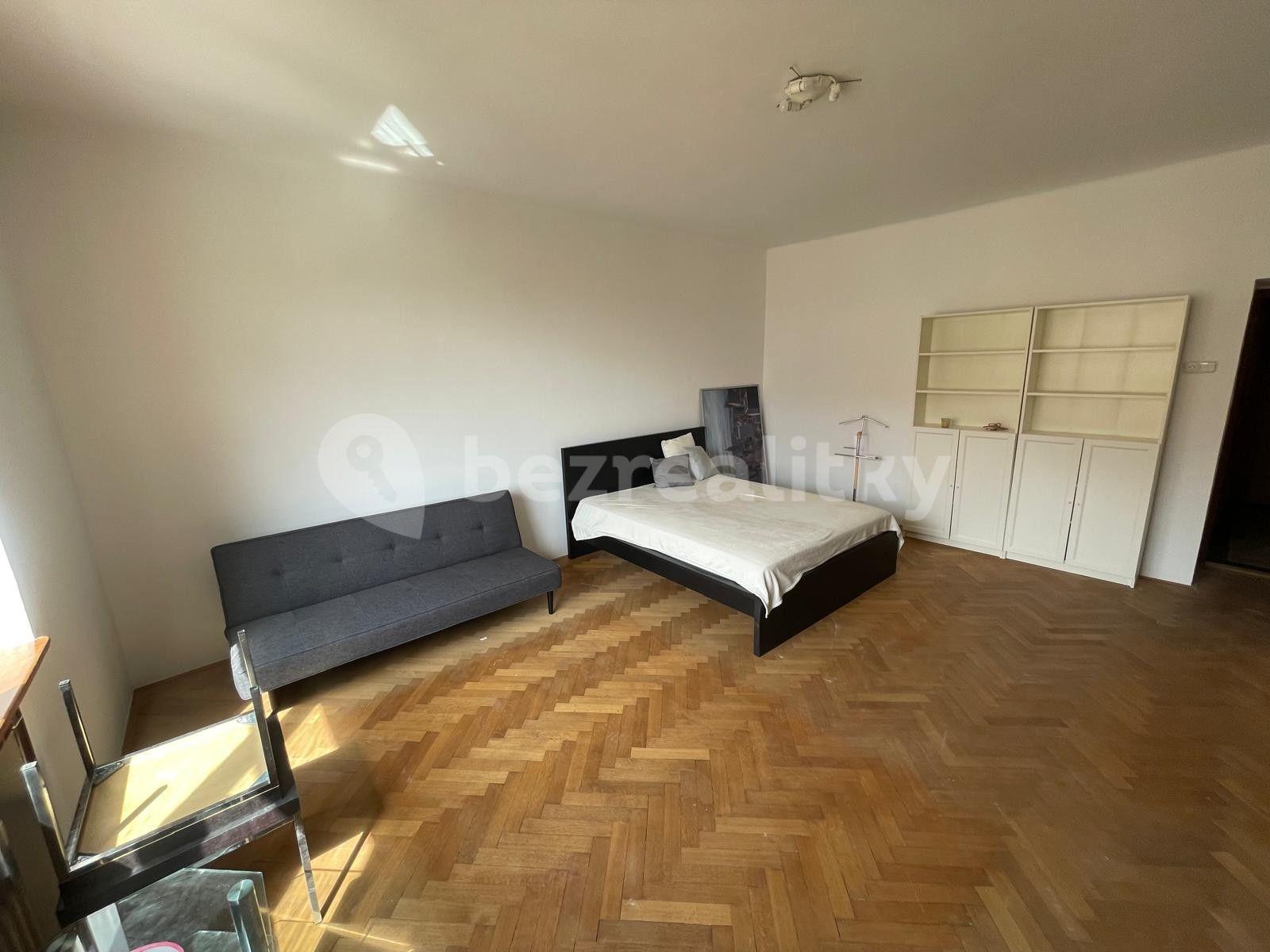 1 bedroom with open-plan kitchen flat to rent, 69 m², Chorvatská, Prague, Prague