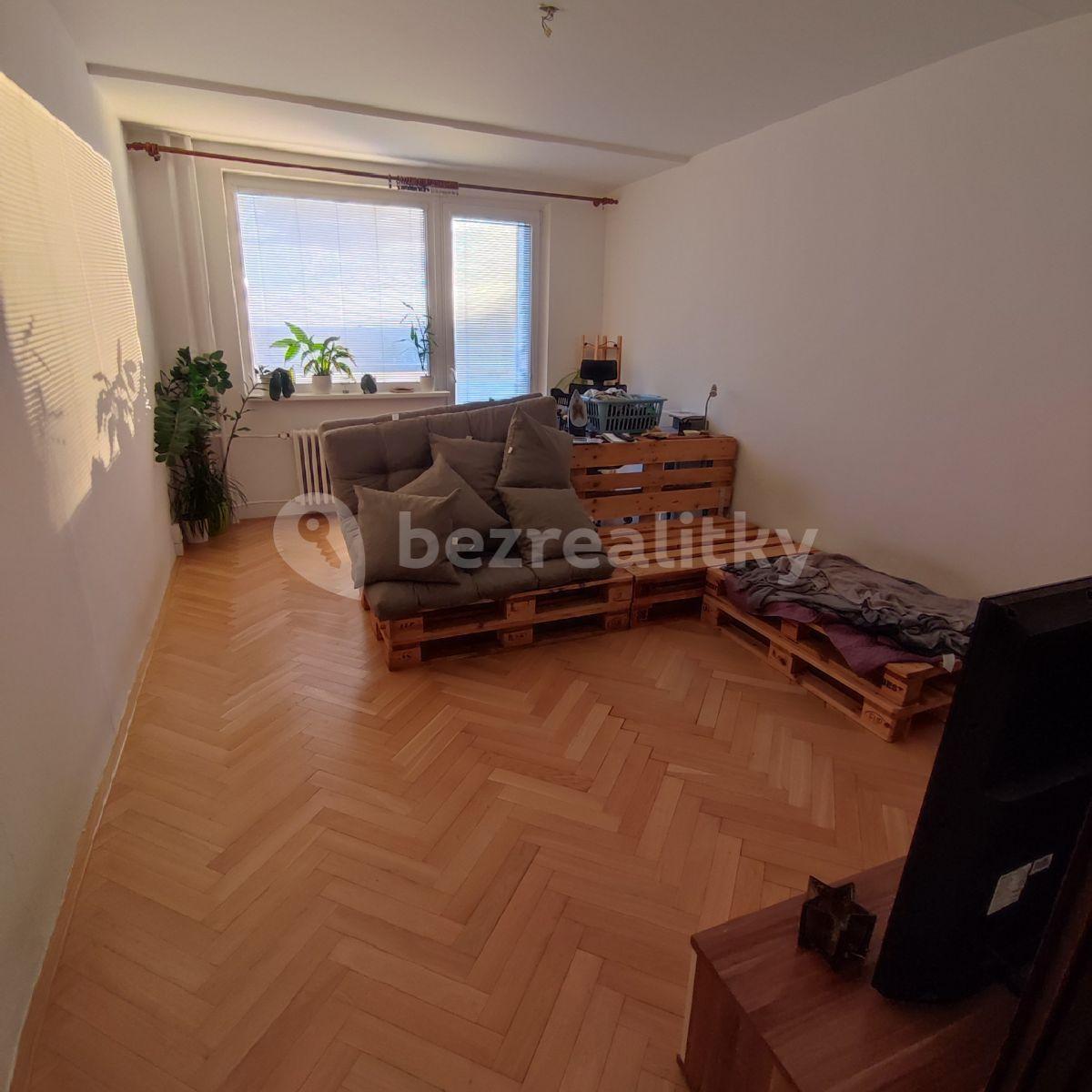 2 bedroom flat to rent, 57 m², Horolezecká, Prague, Prague