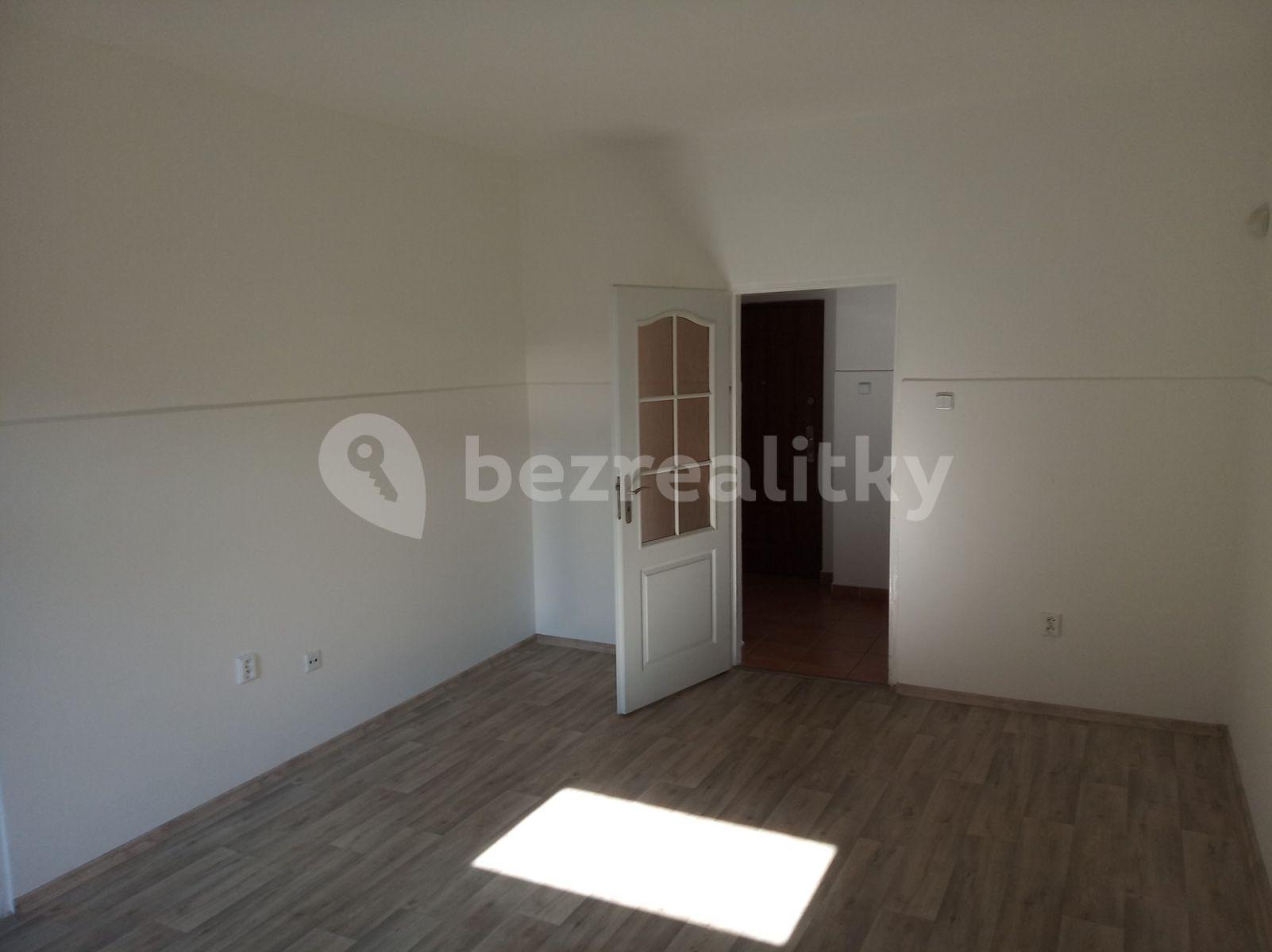 1 bedroom with open-plan kitchen flat to rent, 55 m², Střekovské nábřeží, Ústí nad Labem, Ústecký Region