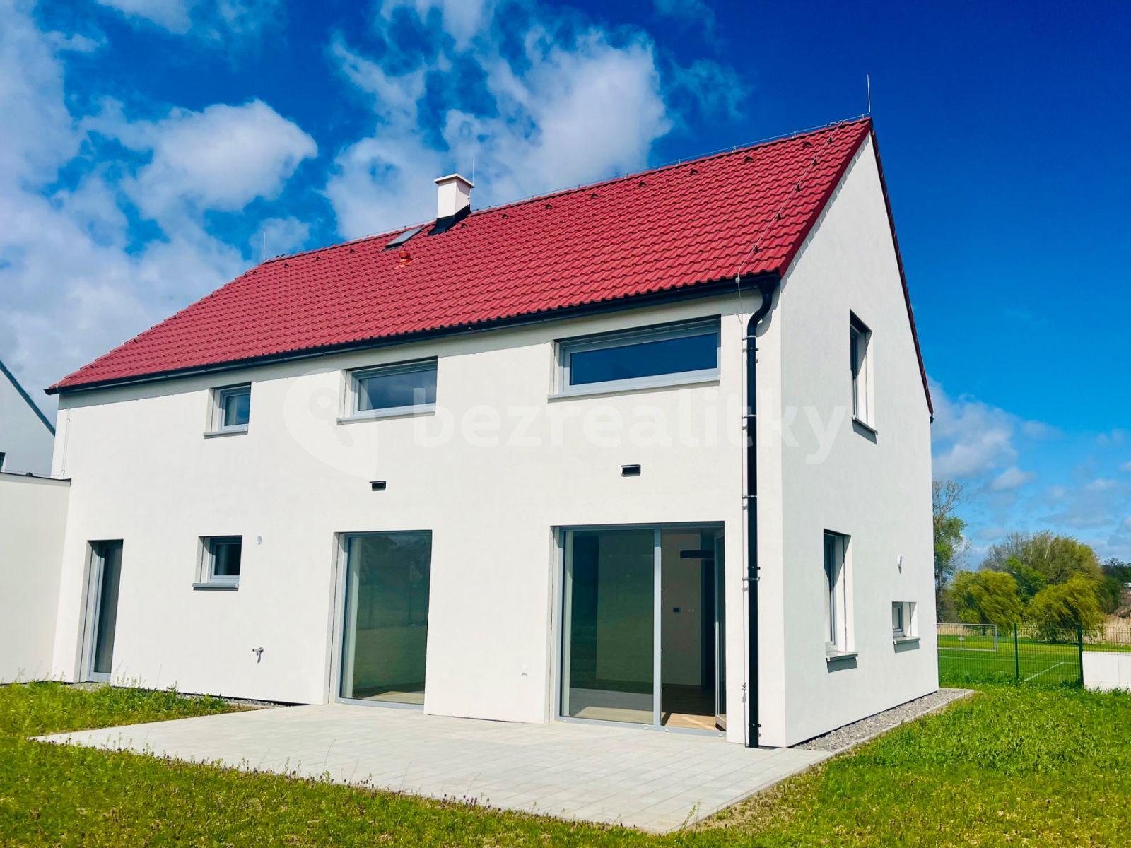 house to rent, 180 m², U Hřiště, Červený Újezd, Středočeský Region