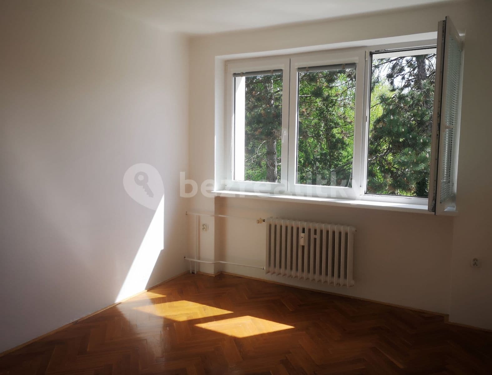 4 bedroom flat to rent, 69 m², Danielova, Prague, Prague 4 bedroom flat to rent, 69 m², Danielova, Prague, Prague