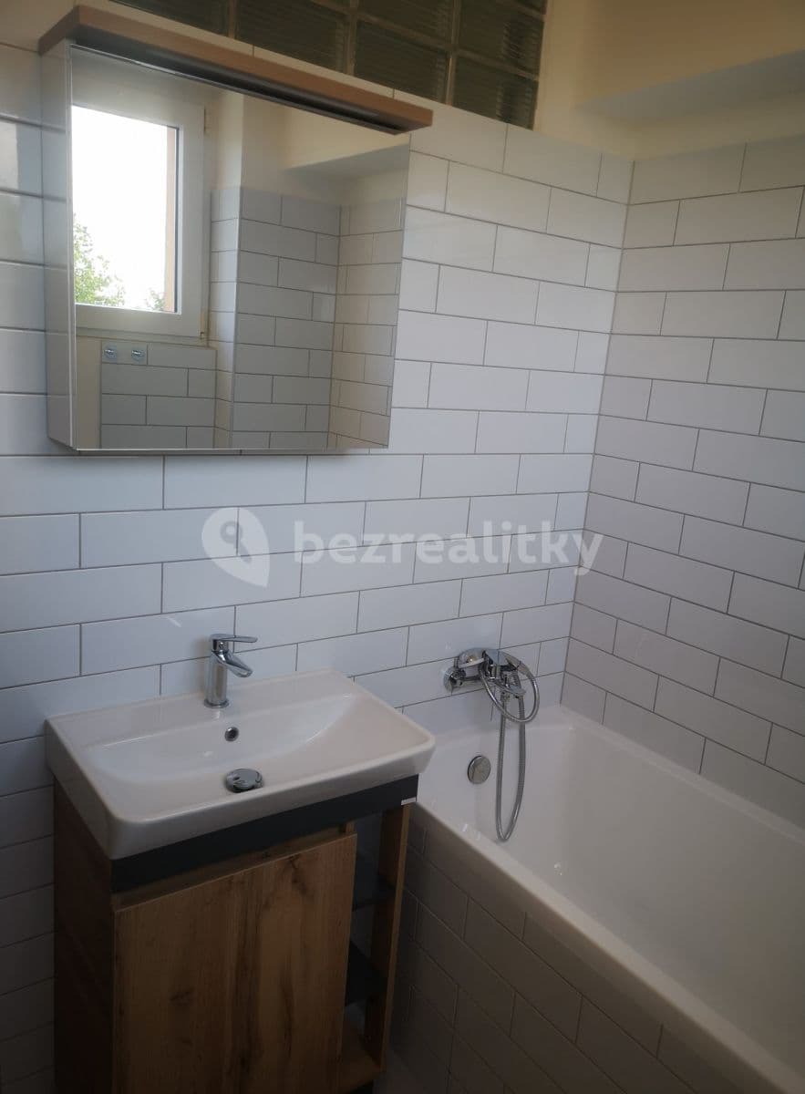 4 bedroom flat to rent, 69 m², Danielova, Prague, Prague 4 bedroom flat to rent, 69 m², Danielova, Prague, Prague