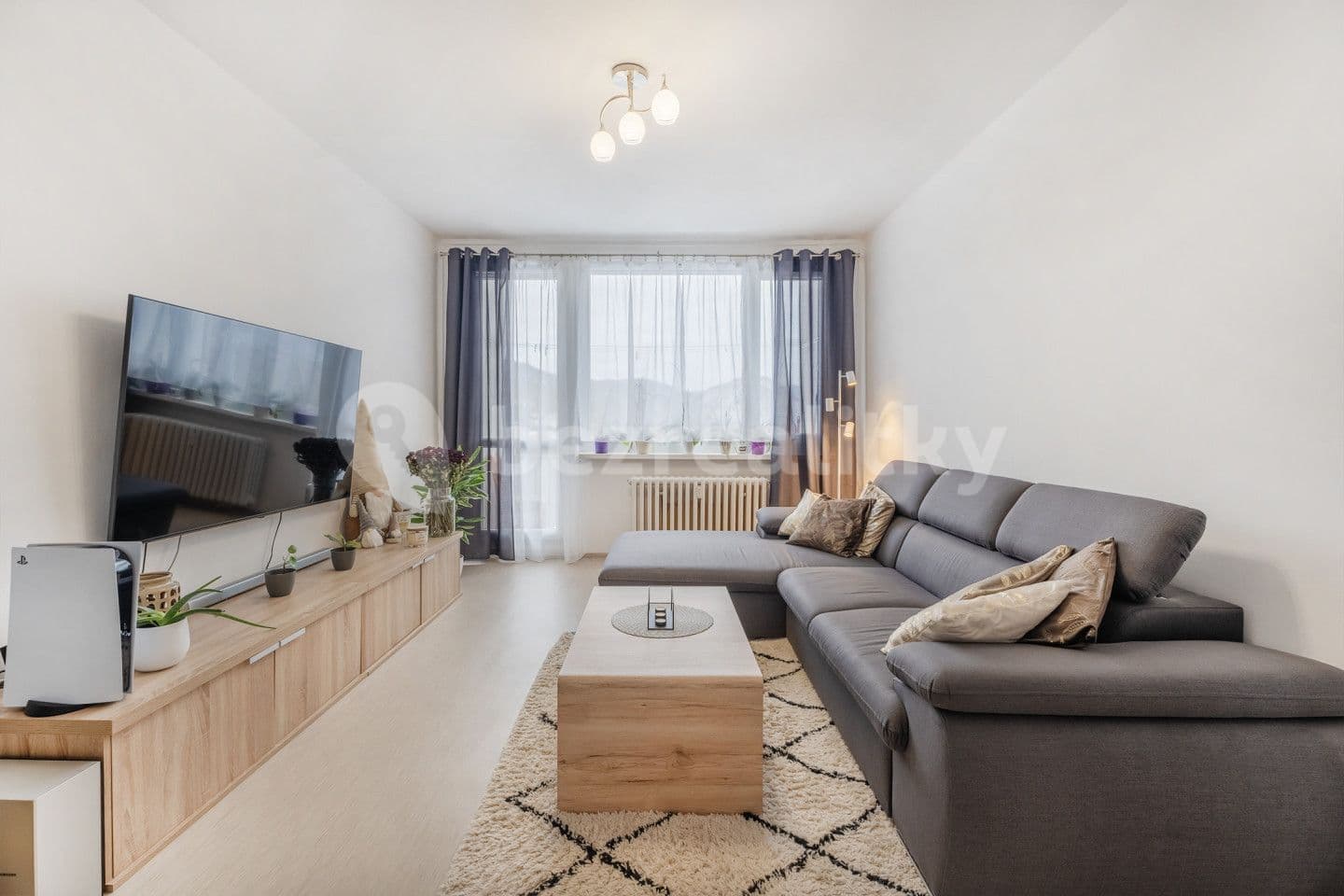 2 bedroom flat for sale, 53 m², Hluboká, Ústí nad Labem, Ústecký Region