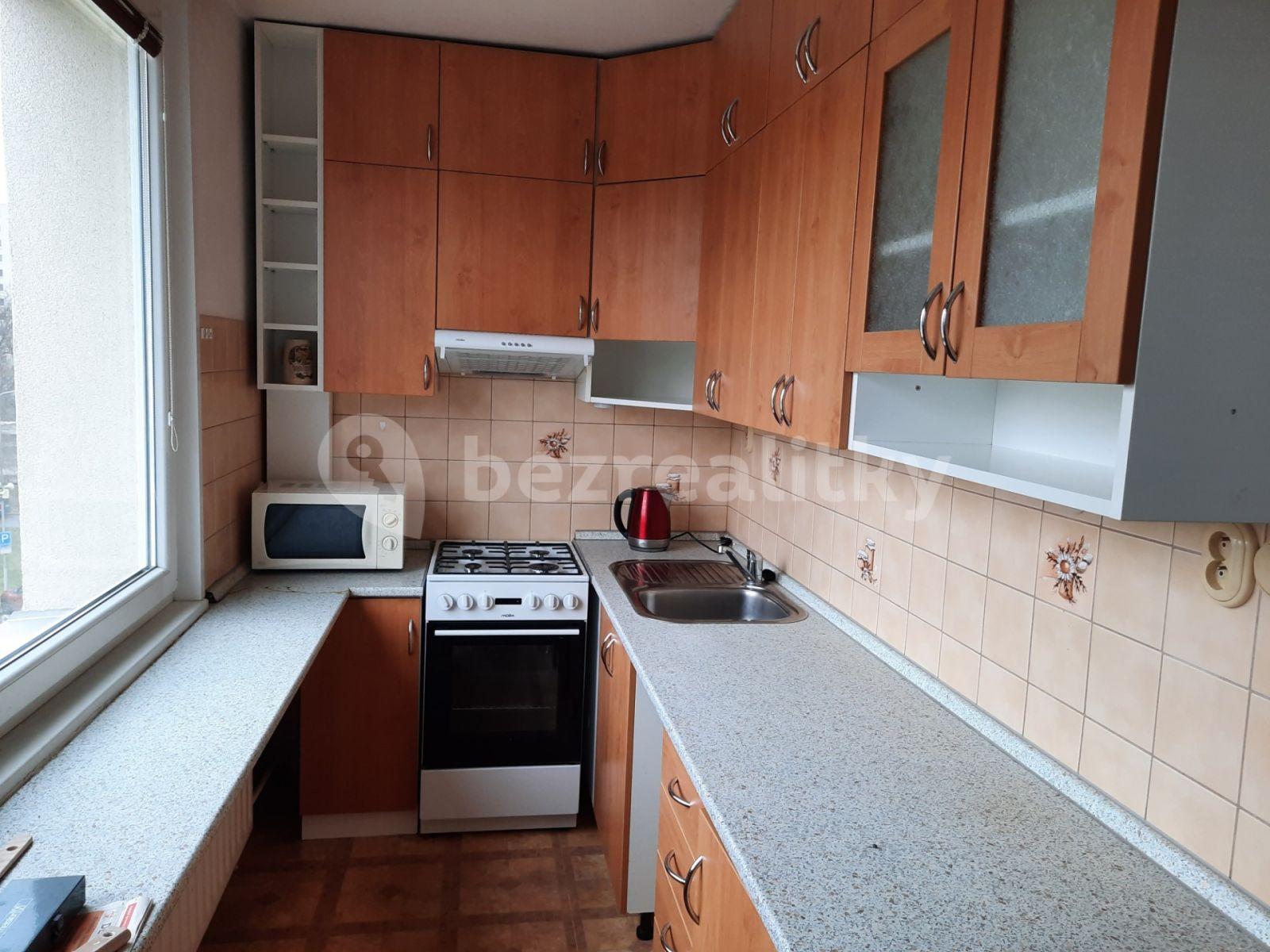 3 bedroom flat to rent, 58 m², Lidická, Pardubice, Pardubický Region