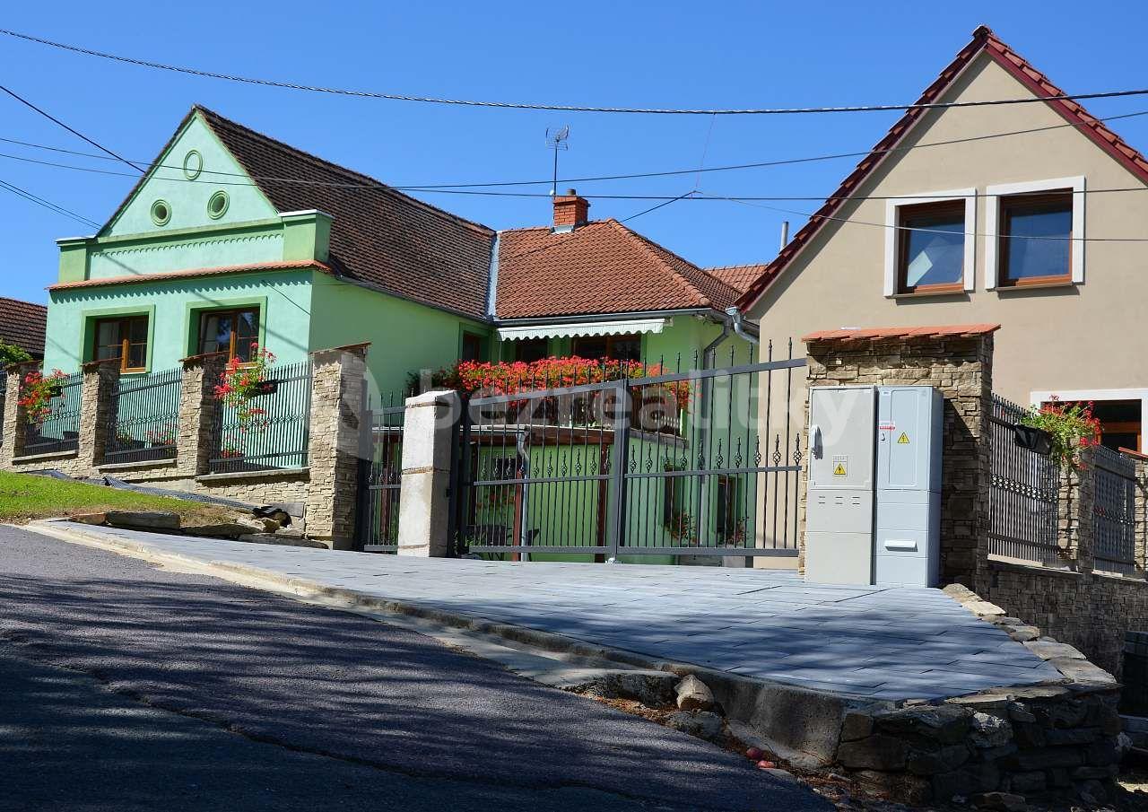 recreational property to rent, 0 m², Lukov, Jihomoravský Region