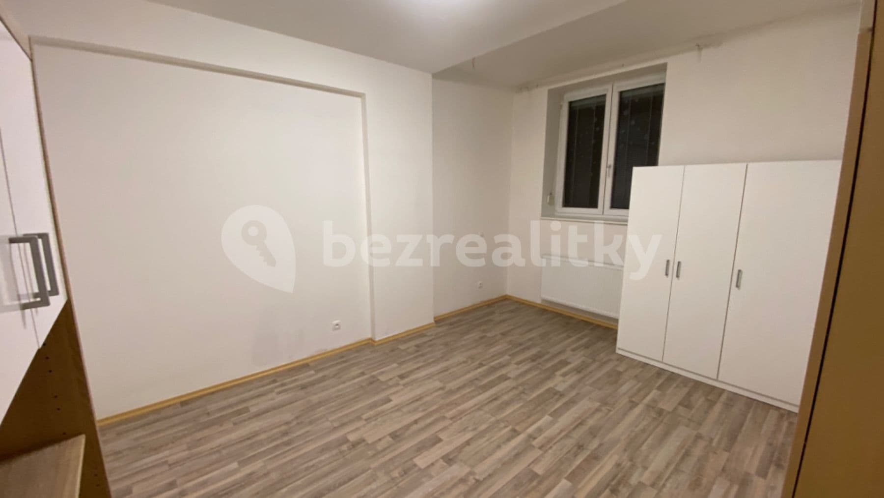 2 bedroom with open-plan kitchen flat for sale, 78 m², Týnec nad Sázavou, Středočeský Region