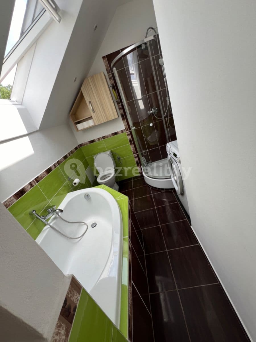 2 bedroom with open-plan kitchen flat to rent, 61 m², Jakubská náves, Tachlovice, Středočeský Region 2 bedroom with open-plan kitchen flat to rent, 61 m², Jakubská náves, Tachlovice, Středočeský Region