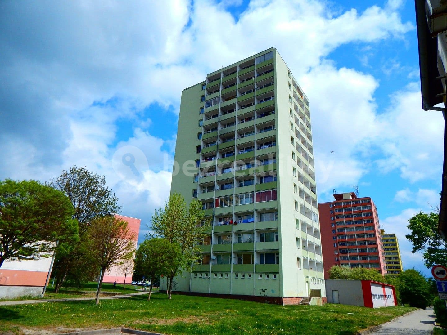 3 bedroom flat for sale, 63 m², Budovatelská, Klášterec nad Ohří, Ústecký Region