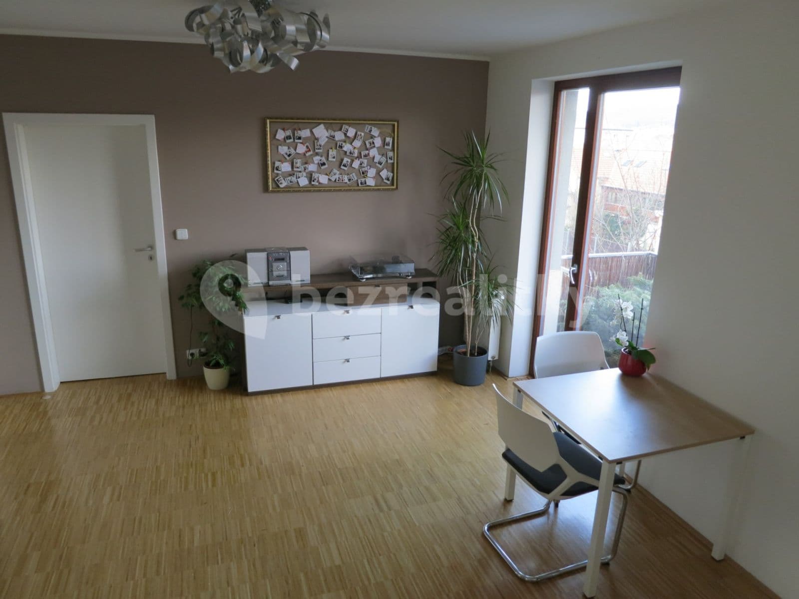1 bedroom with open-plan kitchen flat to rent, 57 m², Na Srážku, Prague, Prague