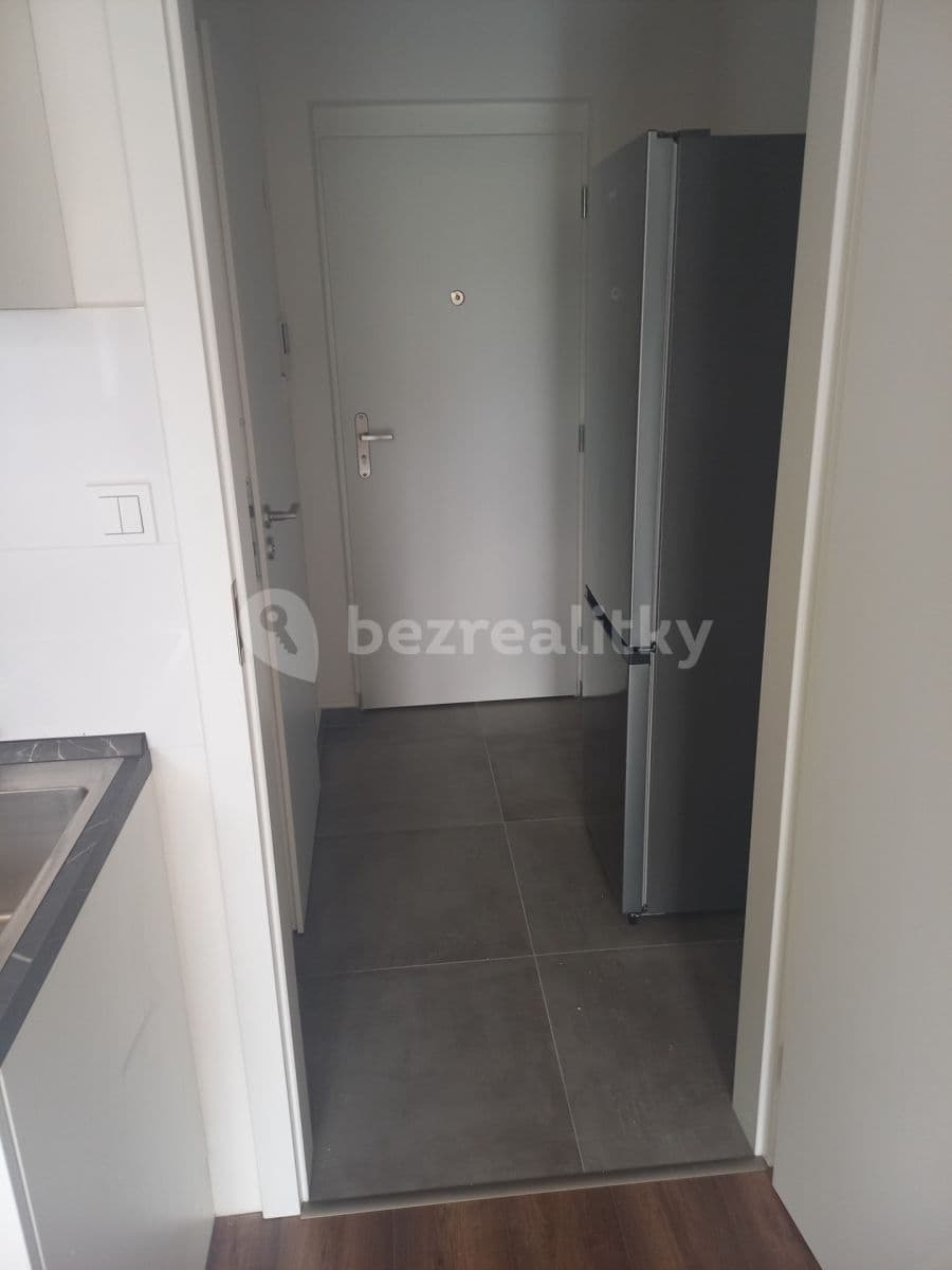 Studio flat to rent, 25 m², Poděbradova, Brno, Jihomoravský Region Studio flat to rent, 25 m², Poděbradova, Brno, Jihomoravský Region