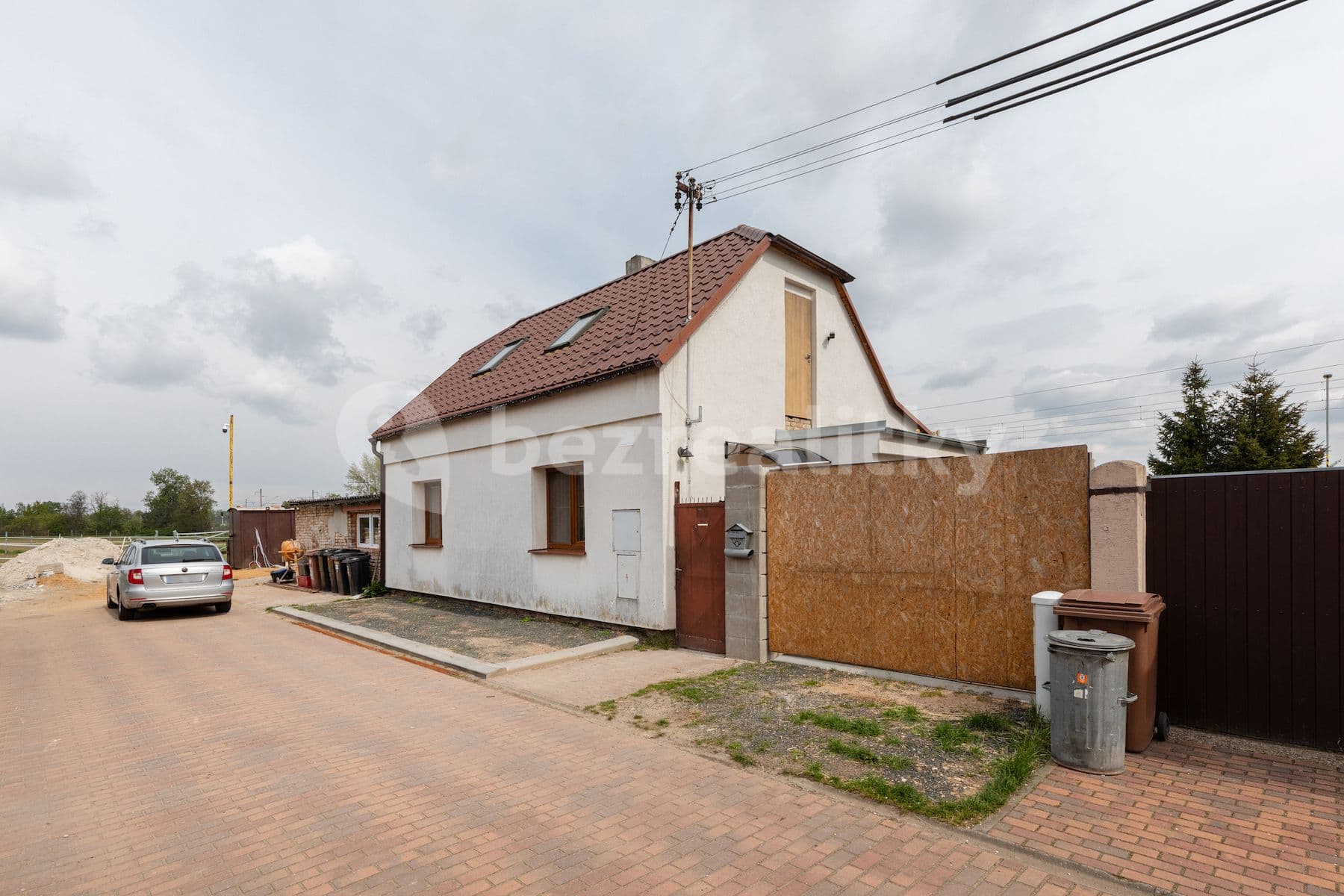 house for sale, 80 m², Sluneční, Nová Ves I, Středočeský Region