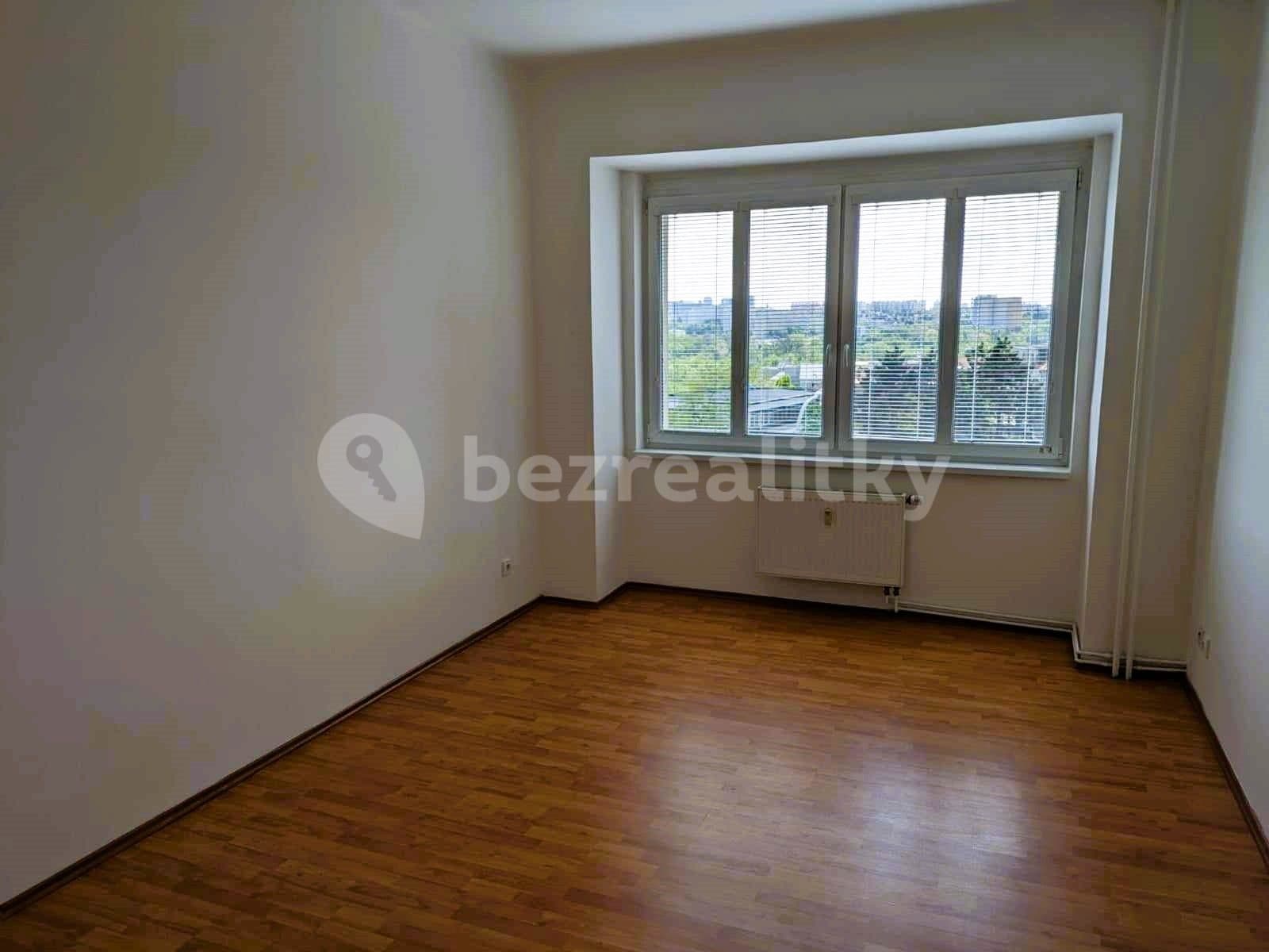 2 bedroom with open-plan kitchen flat to rent, 73 m², Jihlavská, Prague, Prague