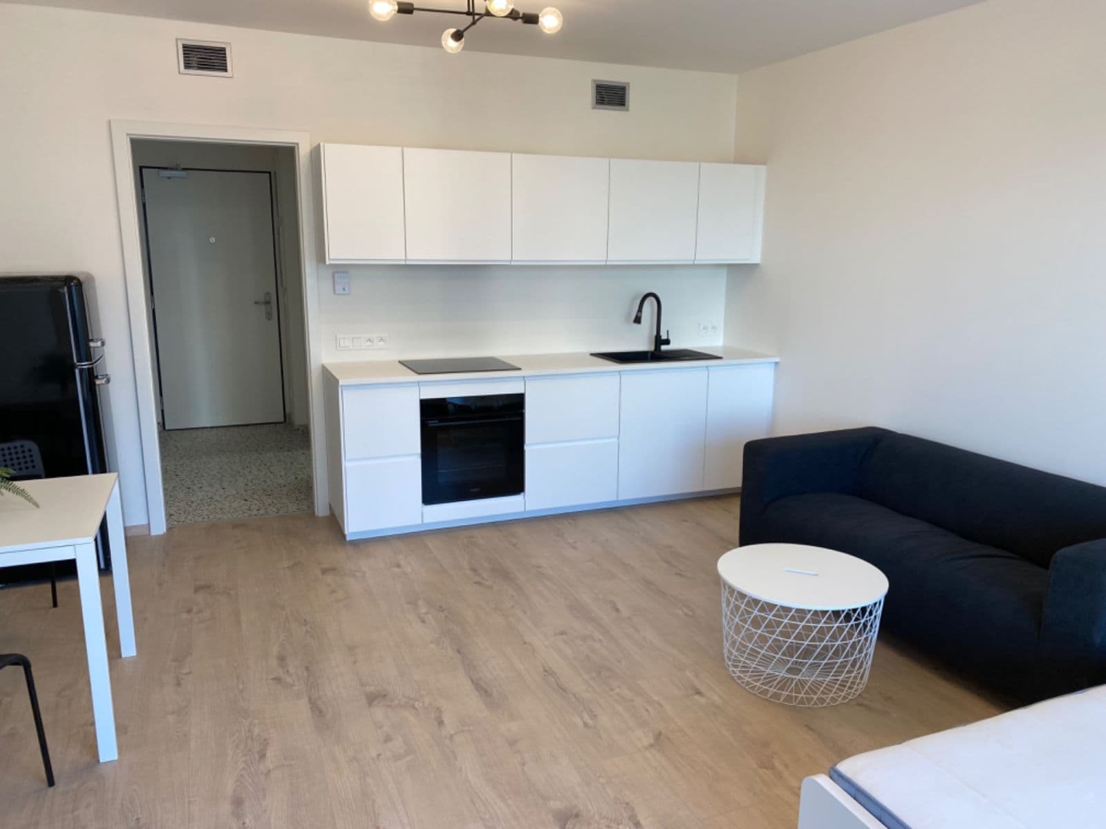 Studio flat for sale, 44 m², U Plynárny, Prague, Prague Studio flat for sale, 44 m², U Plynárny, Prague, Prague