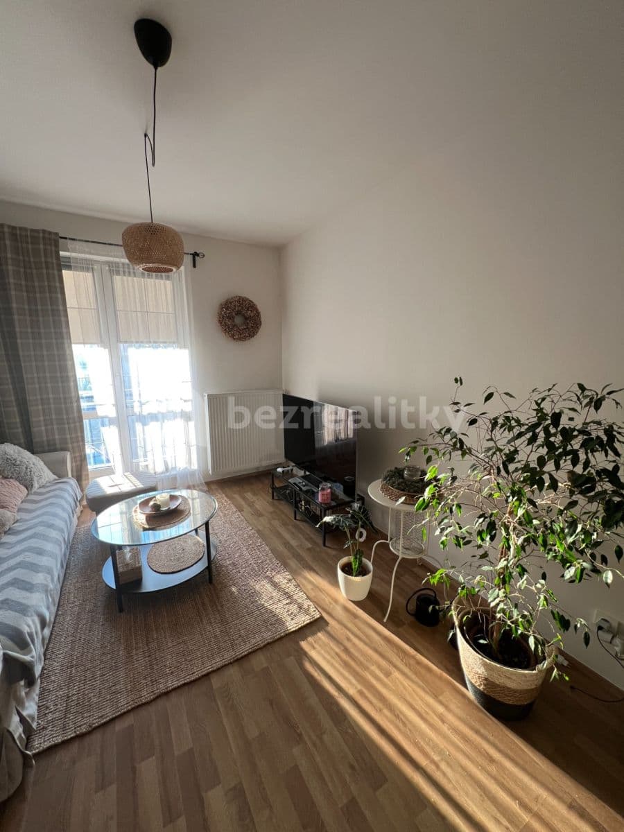 1 bedroom with open-plan kitchen flat for sale, 45 m², Pelušková, Prague, Prague 1 bedroom with open-plan kitchen flat for sale, 45 m², Pelušková, Prague, Prague