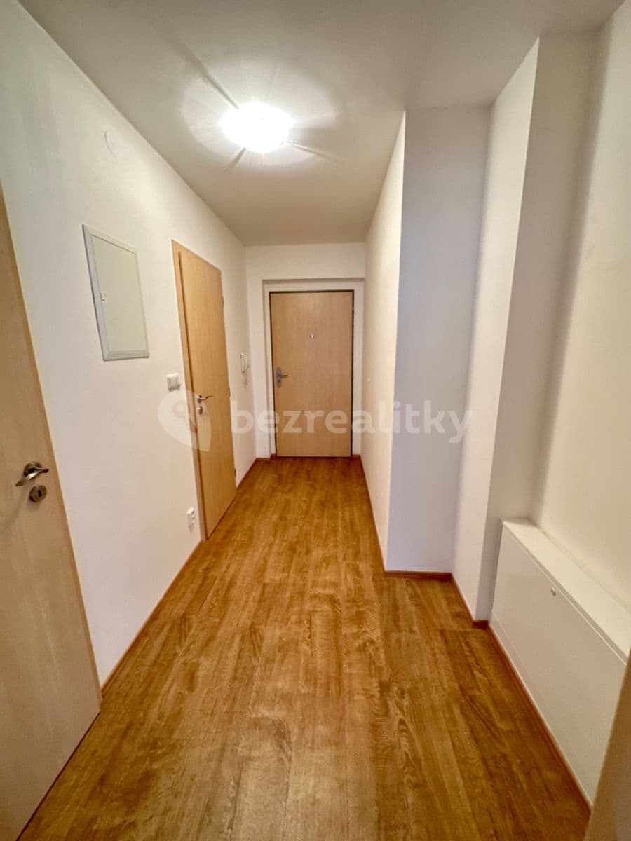 1 bedroom with open-plan kitchen flat to rent, 66 m², Rubínová, Liberec, Liberecký Region 1 bedroom with open-plan kitchen flat to rent, 66 m², Rubínová, Liberec, Liberecký Region