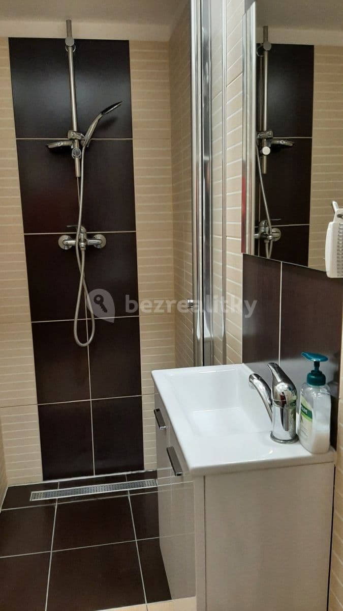 Studio flat to rent, 25 m², Poupětova, Prague, Prague Studio flat to rent, 25 m², Poupětova, Prague, Prague