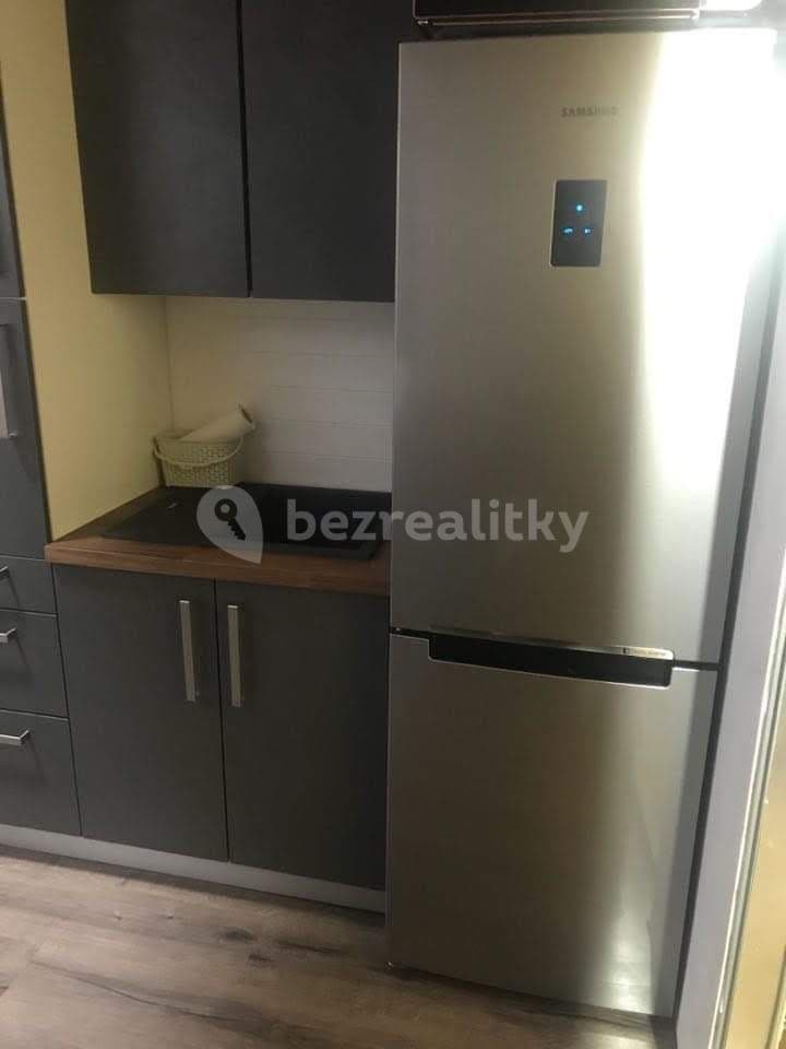 Studio flat to rent, 35 m², Rovinská, Řevnice, Středočeský Region Studio flat to rent, 35 m², Rovinská, Řevnice, Středočeský Region