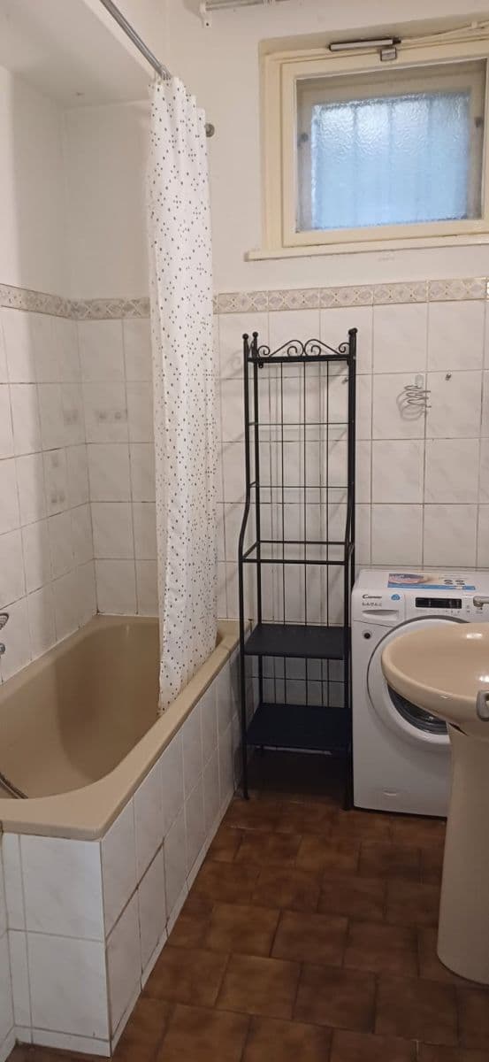 2 bedroom flat to rent, 75 m², Pod Děvínem, Prague, Prague 2 bedroom flat to rent, 75 m², Pod Děvínem, Prague, Prague