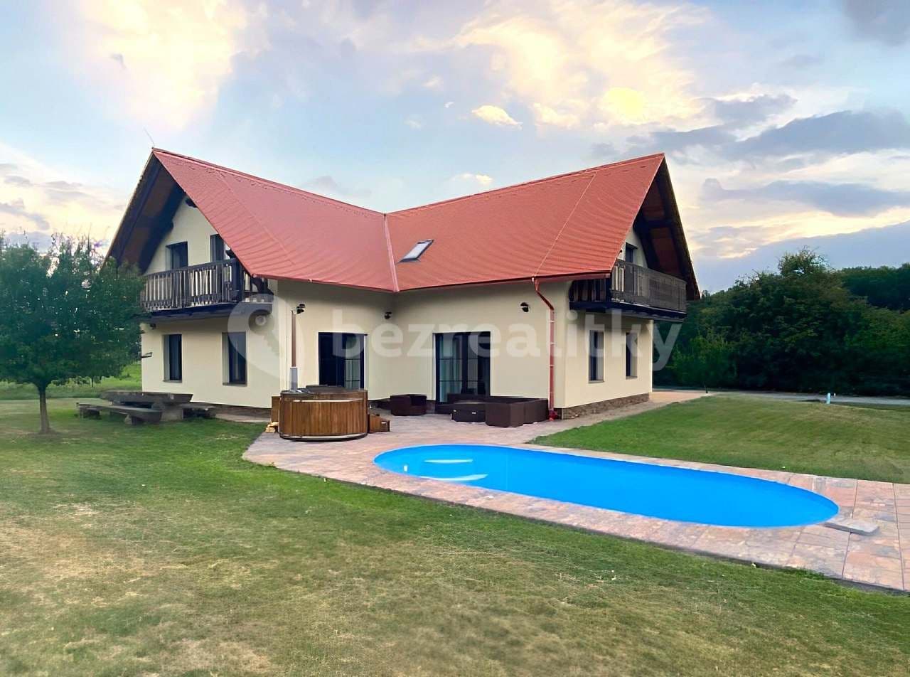 recreational property to rent, 0 m², Radkovice u Hrotovic, Vysočina Region recreational property to rent, 0 m², Radkovice u Hrotovic, Vysočina Region