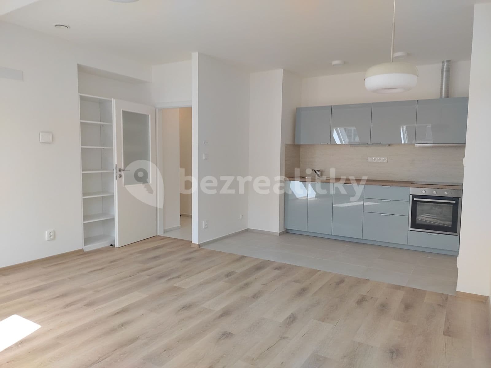 1 bedroom with open-plan kitchen flat to rent, 51 m², Nuselská, Prague, Prague 1 bedroom with open-plan kitchen flat to rent, 51 m², Nuselská, Prague, Prague