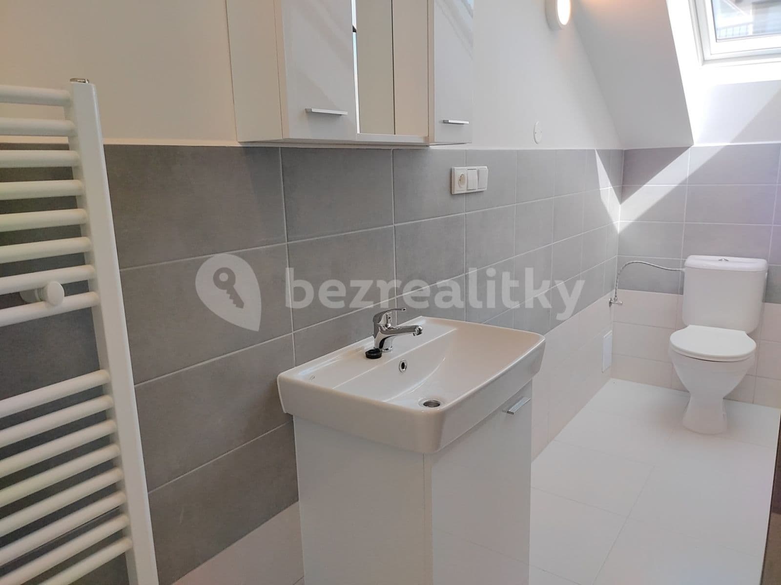 1 bedroom with open-plan kitchen flat to rent, 51 m², Nuselská, Prague, Prague 1 bedroom with open-plan kitchen flat to rent, 51 m², Nuselská, Prague, Prague