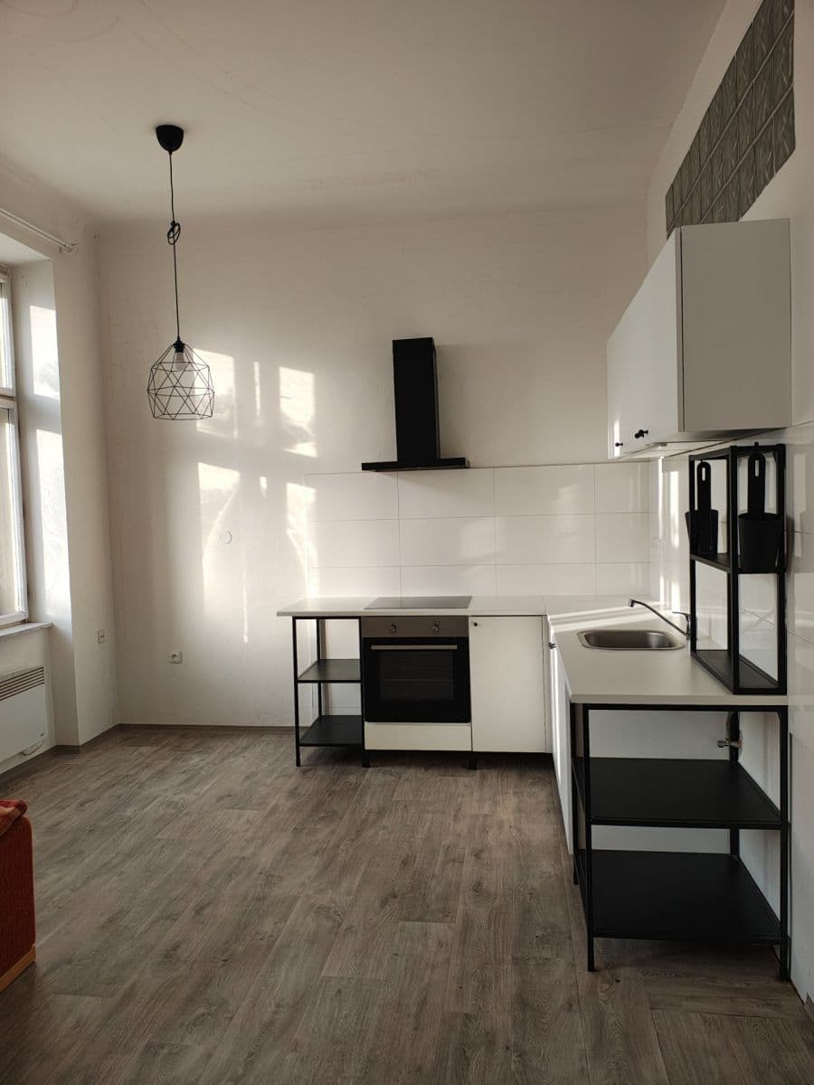 1 bedroom flat to rent, 49 m², 9. května, Tábor, Jihočeský Region 1 bedroom flat to rent, 49 m², 9. května, Tábor, Jihočeský Region