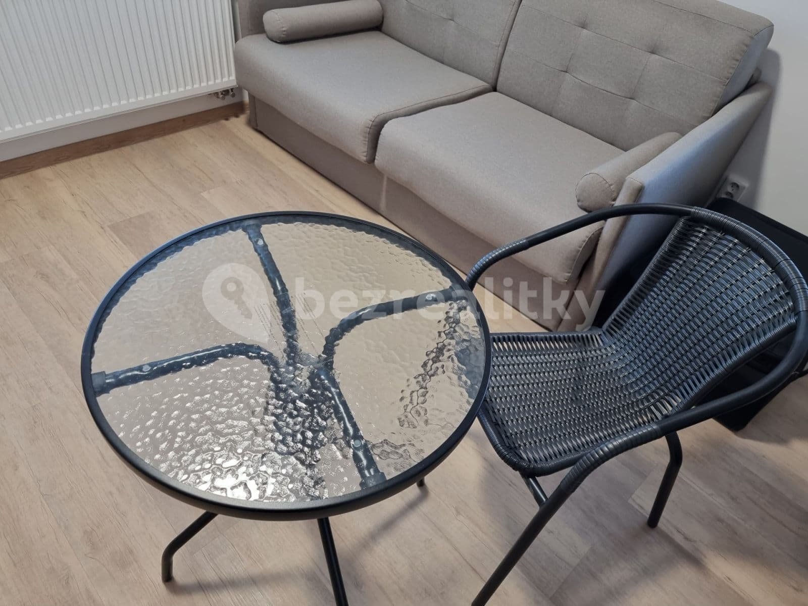 Studio flat to rent, 25 m², Kladenská, Přelouč, Pardubický Region Studio flat to rent, 25 m², Kladenská, Přelouč, Pardubický Region