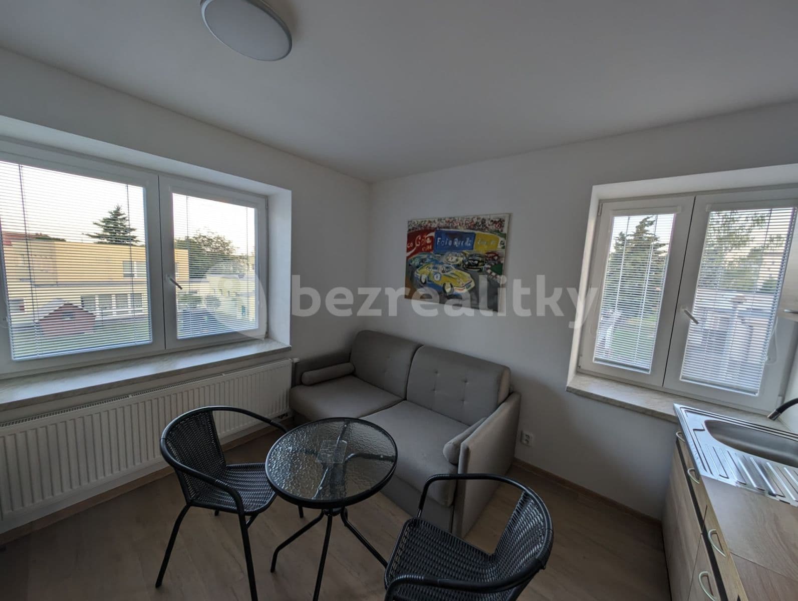 Studio flat to rent, 25 m², Kladenská, Přelouč, Pardubický Region Studio flat to rent, 25 m², Kladenská, Přelouč, Pardubický Region