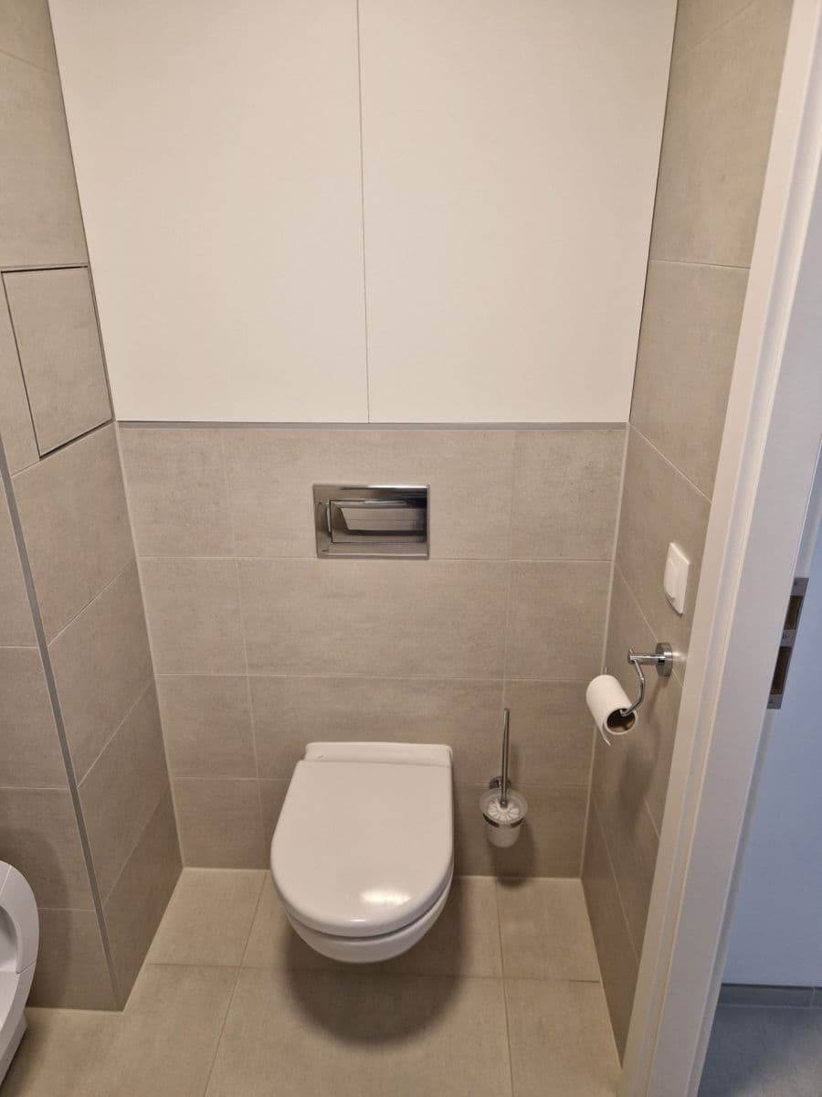 1 bedroom with open-plan kitchen flat to rent, 55 m², Kolbenova, Prague, Prague 1 bedroom with open-plan kitchen flat to rent, 55 m², Kolbenova, Prague, Prague