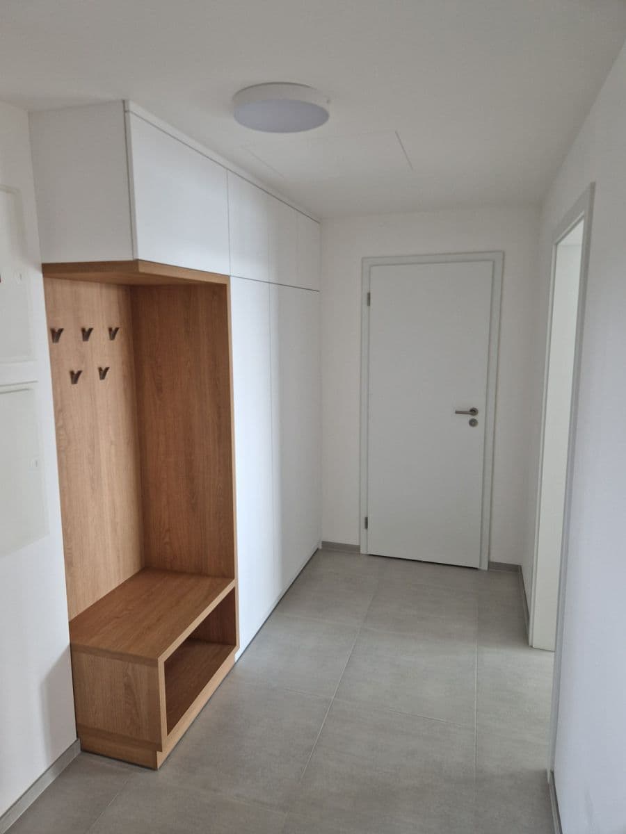 1 bedroom with open-plan kitchen flat to rent, 55 m², Kolbenova, Prague, Prague 1 bedroom with open-plan kitchen flat to rent, 55 m², Kolbenova, Prague, Prague