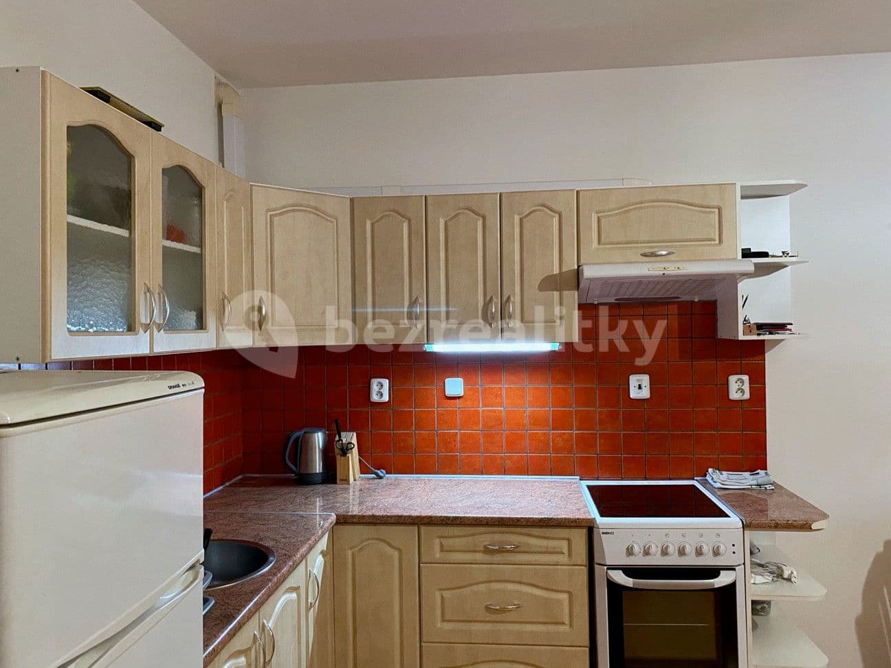 Studio flat to rent, 33 m², Jana Přibíka, Prague, Prague Studio flat to rent, 33 m², Jana Přibíka, Prague, Prague