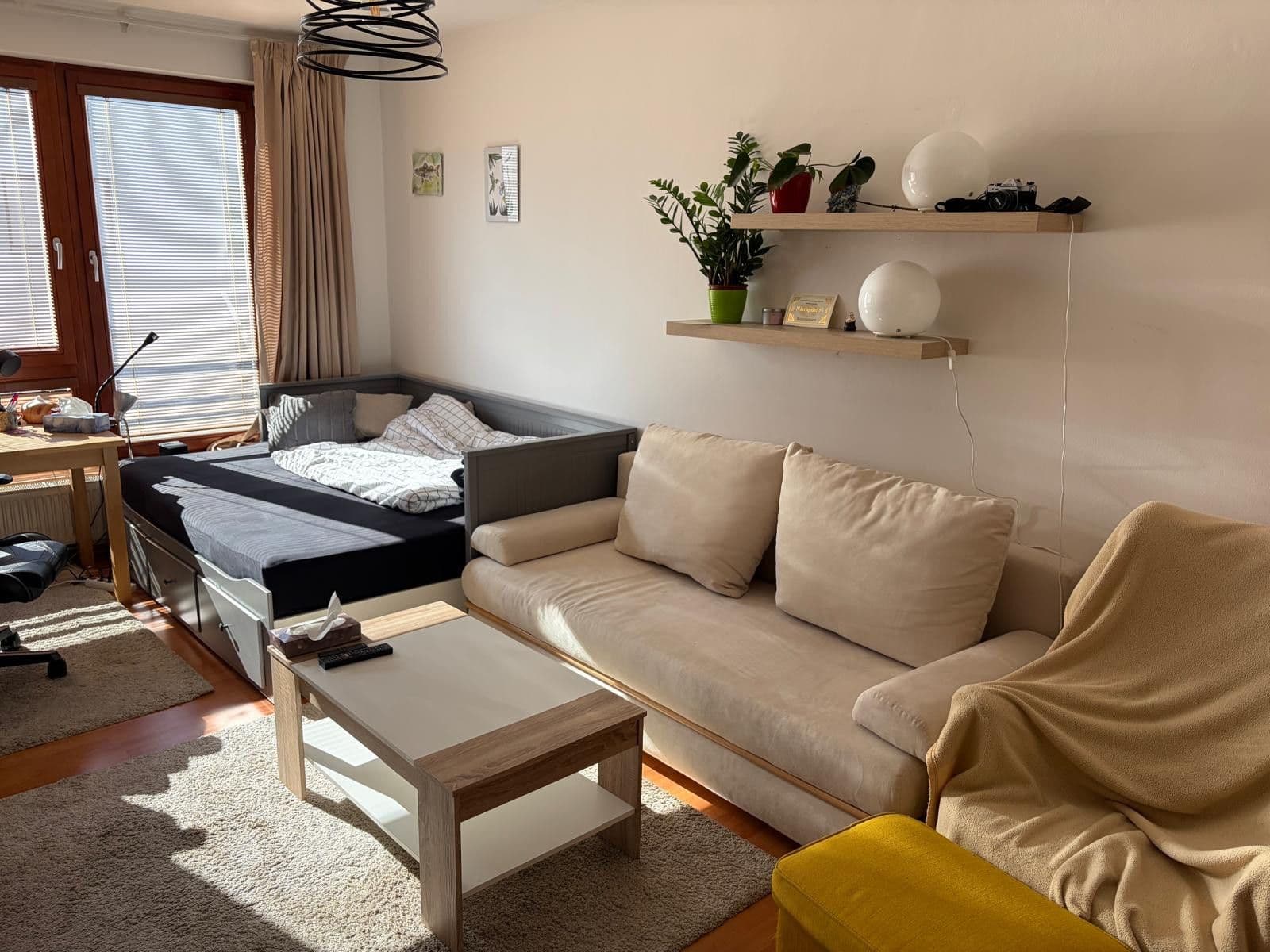 Studio flat to rent, 33 m², Jana Přibíka, Prague, Prague Studio flat to rent, 33 m², Jana Přibíka, Prague, Prague