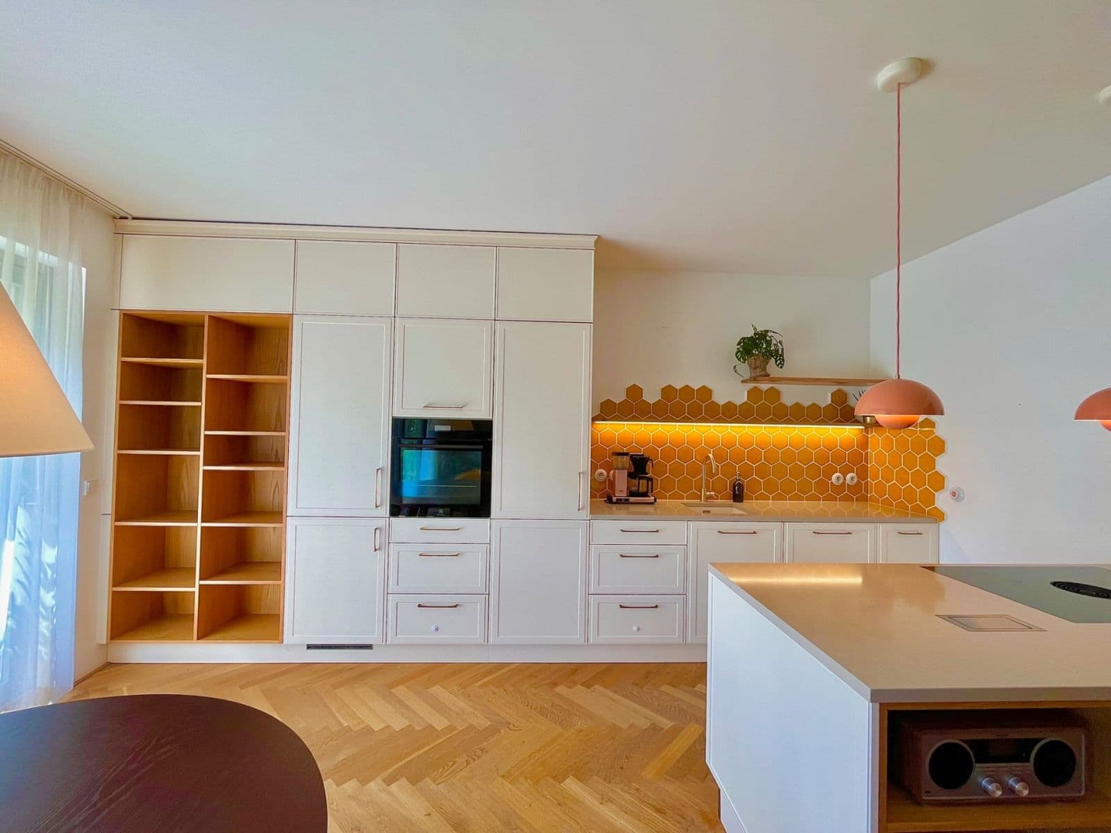 2 bedroom with open-plan kitchen flat to rent, 116 m², Sámova, Prague, Prague 2 bedroom with open-plan kitchen flat to rent, 116 m², Sámova, Prague, Prague