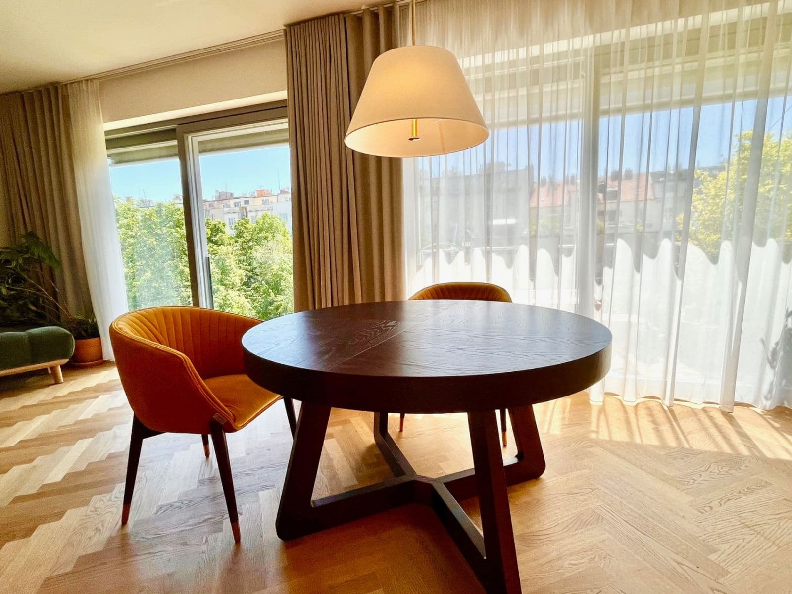 2 bedroom with open-plan kitchen flat to rent, 116 m², Sámova, Prague, Prague 2 bedroom with open-plan kitchen flat to rent, 116 m², Sámova, Prague, Prague