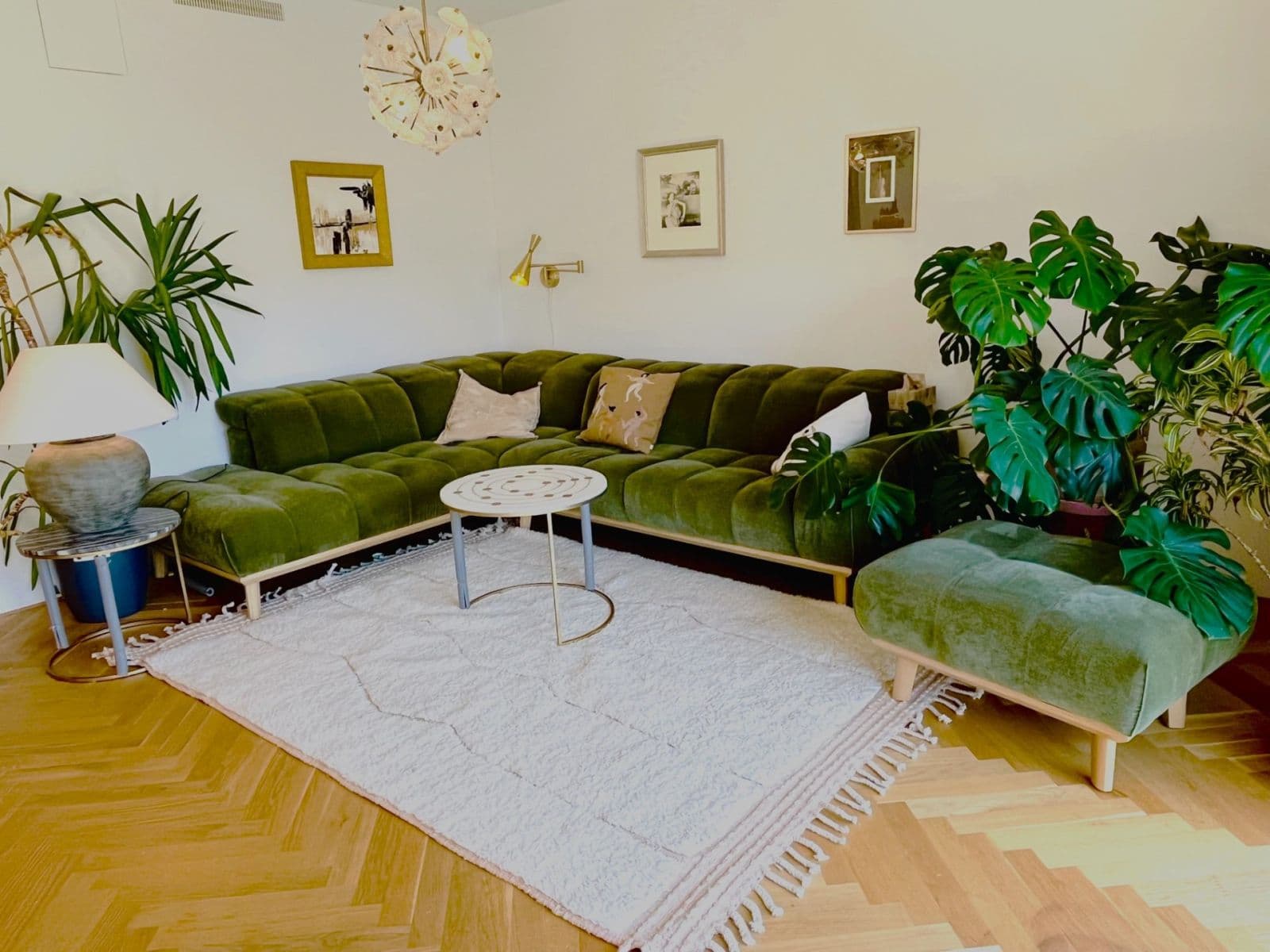 2 bedroom with open-plan kitchen flat to rent, 116 m², Sámova, Prague, Prague 2 bedroom with open-plan kitchen flat to rent, 116 m², Sámova, Prague, Prague