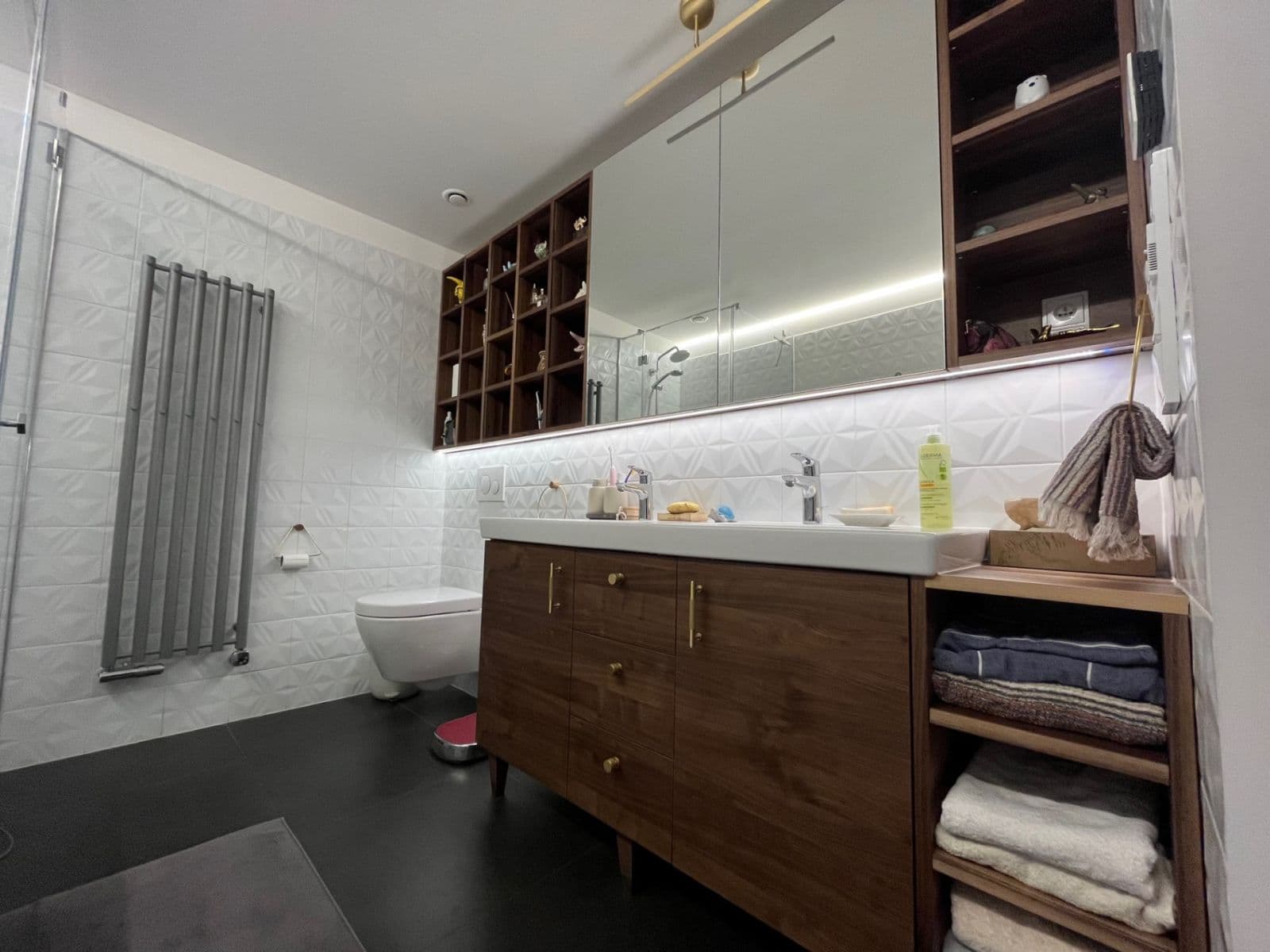 2 bedroom with open-plan kitchen flat to rent, 116 m², Sámova, Prague, Prague 2 bedroom with open-plan kitchen flat to rent, 116 m², Sámova, Prague, Prague