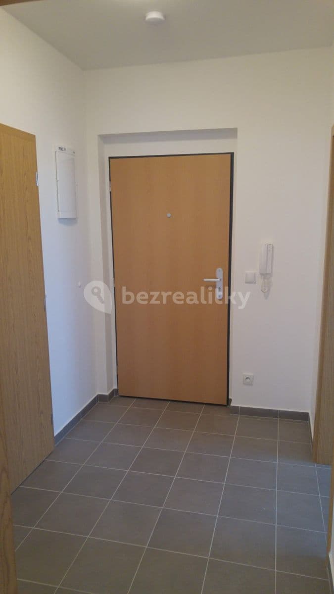 1 bedroom with open-plan kitchen flat to rent, 56 m², Štěrbova, Chýně, Středočeský Region 1 bedroom with open-plan kitchen flat to rent, 56 m², Štěrbova, Chýně, Středočeský Region
