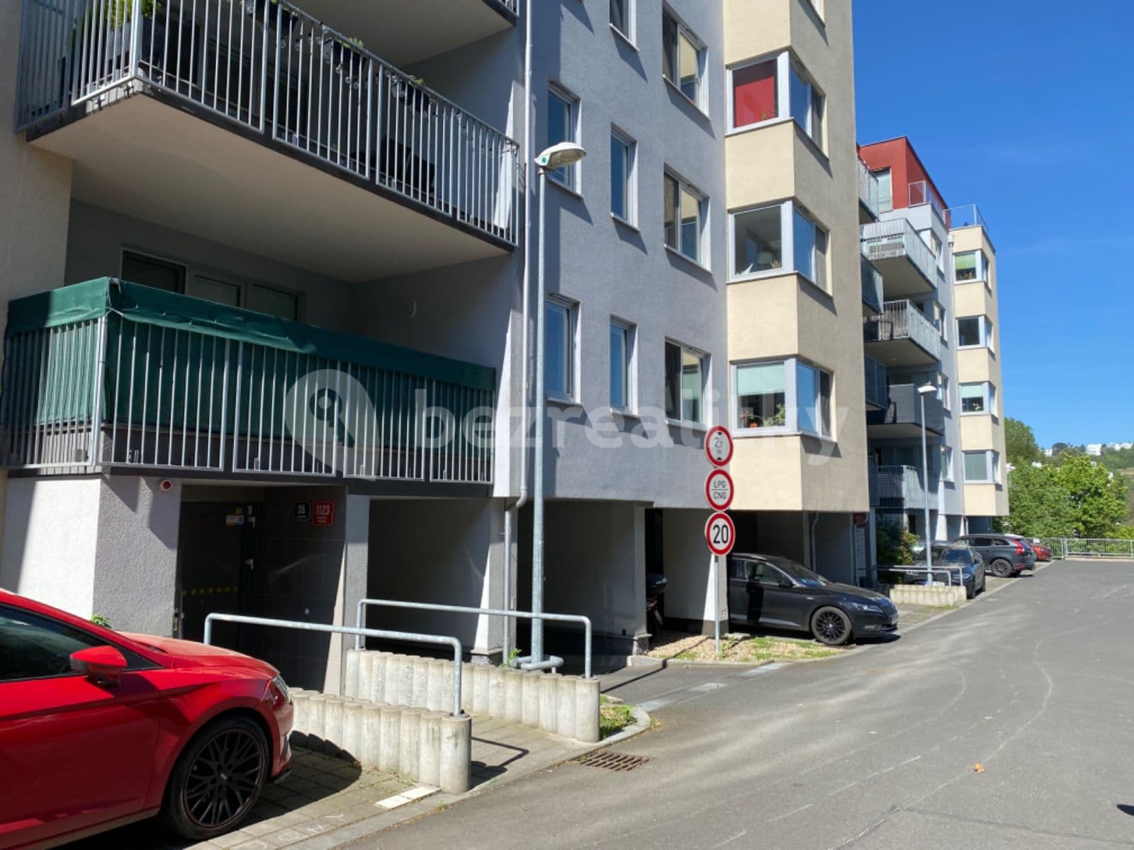 garage to rent, 12 m², Jednořadá, Prague, Prague garage to rent, 12 m², Jednořadá, Prague, Prague