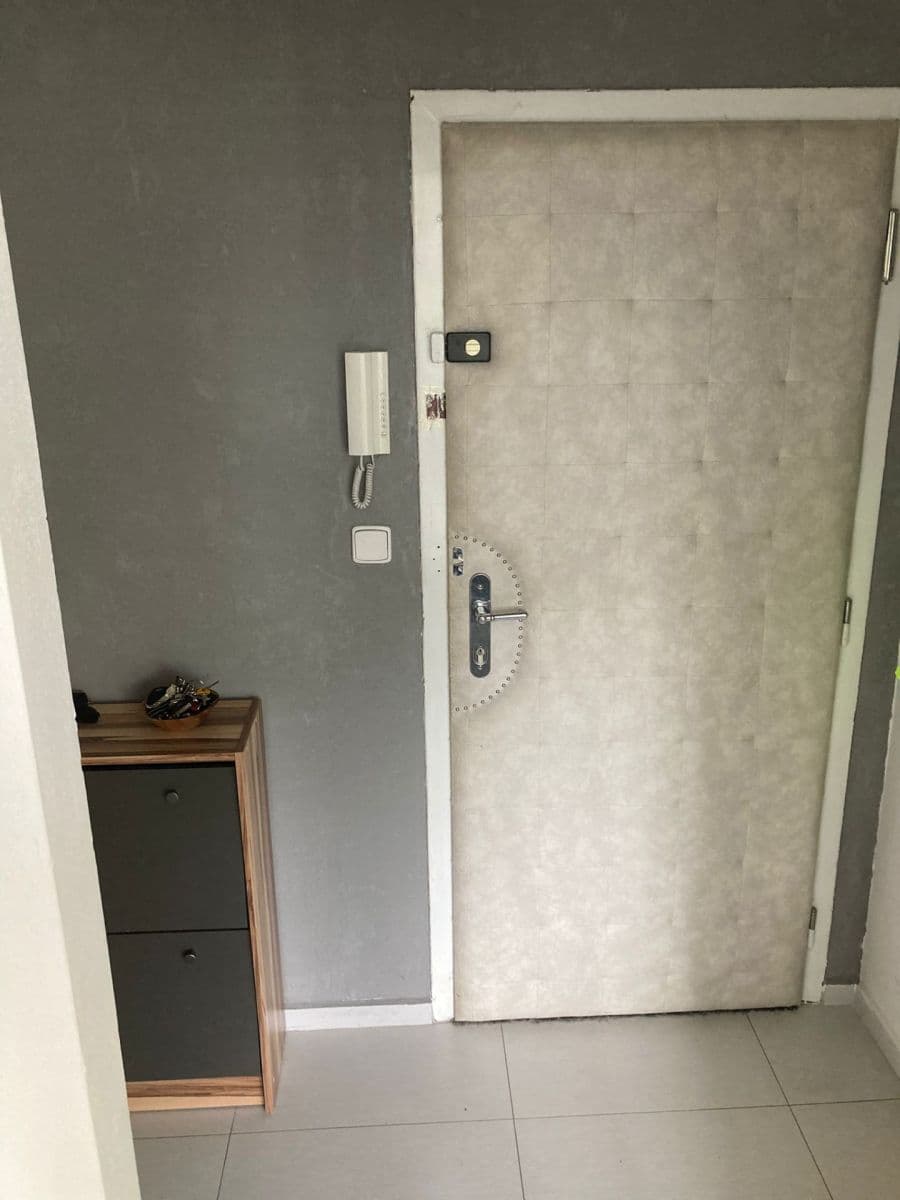 1 bedroom with open-plan kitchen flat to rent, 43 m², Na Letné, Olomouc, Olomoucký Region 1 bedroom with open-plan kitchen flat to rent, 43 m², Na Letné, Olomouc, Olomoucký Region
