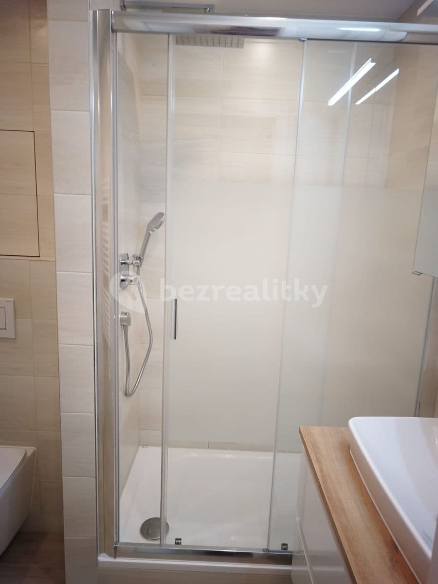 Studio flat to rent, 36 m², Vysočanská, Prague, Prague Studio flat to rent, 36 m², Vysočanská, Prague, Prague