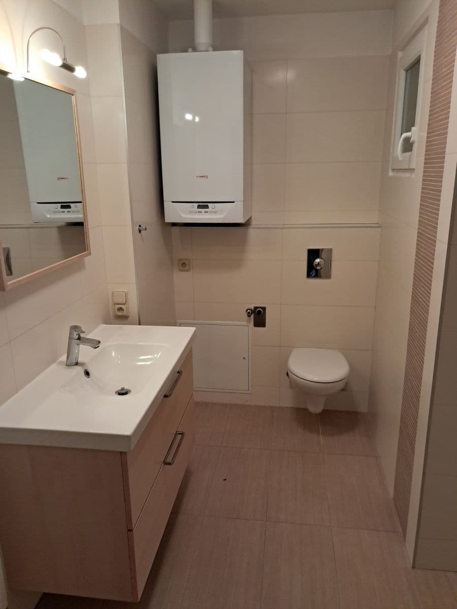 1 bedroom with open-plan kitchen flat to rent, 89 m², Libušina, Roudnice nad Labem, Ústecký Region 1 bedroom with open-plan kitchen flat to rent, 89 m², Libušina, Roudnice nad Labem, Ústecký Region