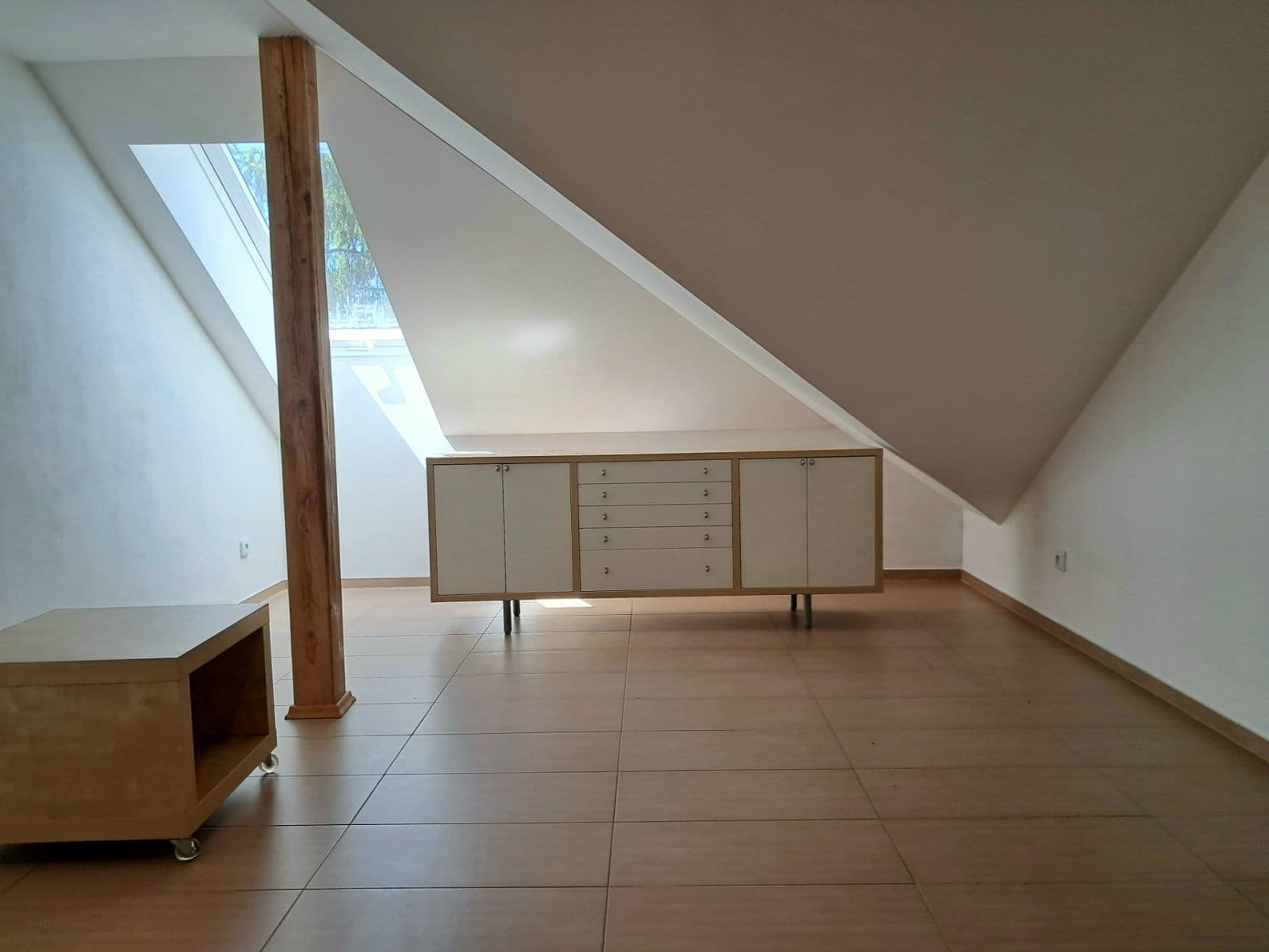 1 bedroom with open-plan kitchen flat to rent, 89 m², Libušina, Roudnice nad Labem, Ústecký Region 1 bedroom with open-plan kitchen flat to rent, 89 m², Libušina, Roudnice nad Labem, Ústecký Region