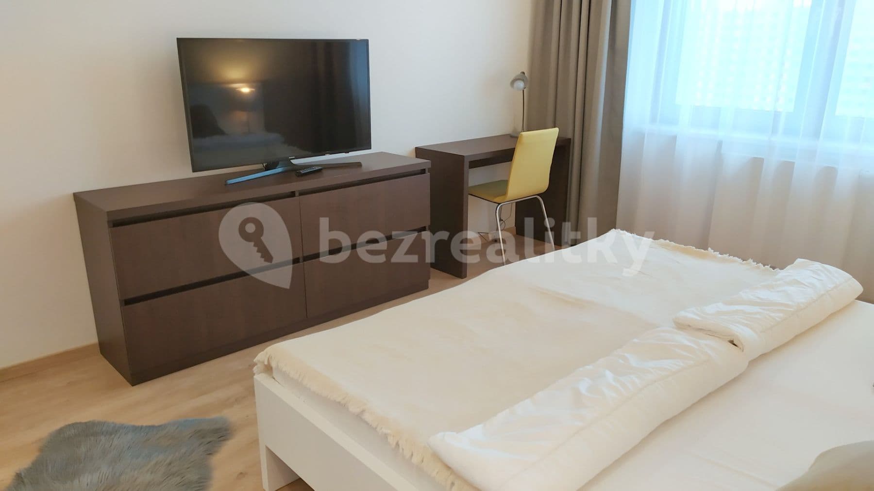 1 bedroom with open-plan kitchen flat to rent, 51 m², Mukařovského, Prague, Prague 1 bedroom with open-plan kitchen flat to rent, 51 m², Mukařovského, Prague, Prague